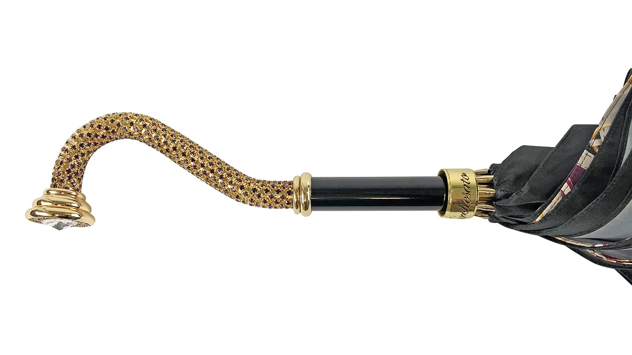 Exclusive Plume design