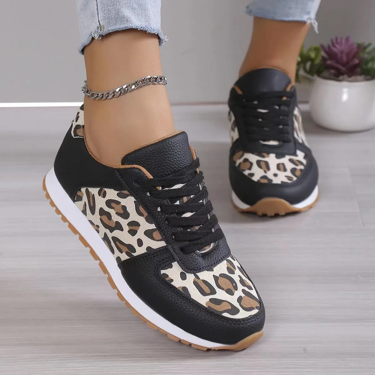 Fashion Leopard Print Lace-up Sports Shoes Sneakers