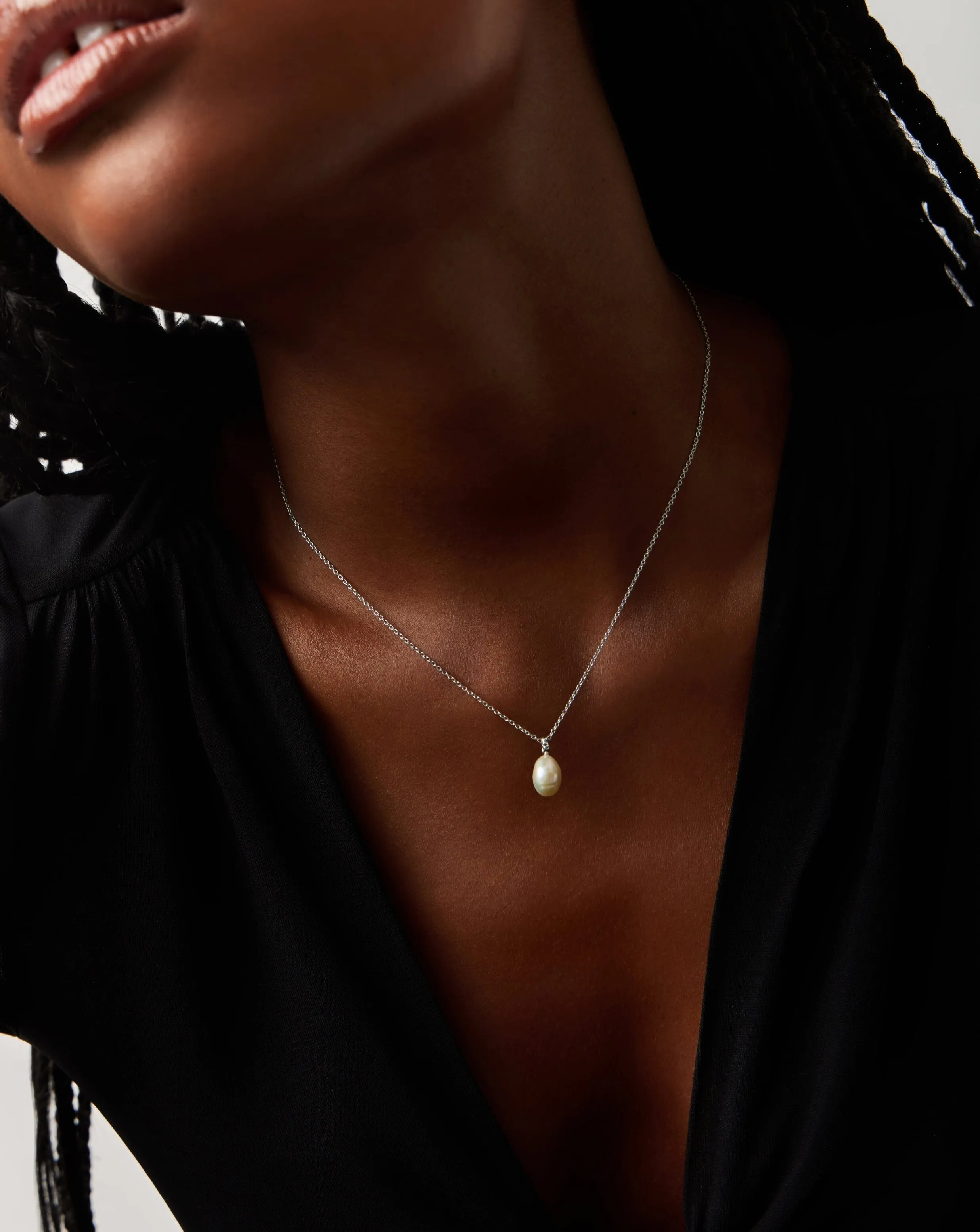 Fine Baroque Pearl Organic Pendant Necklace | 14ct Solid White Gold/Pearl