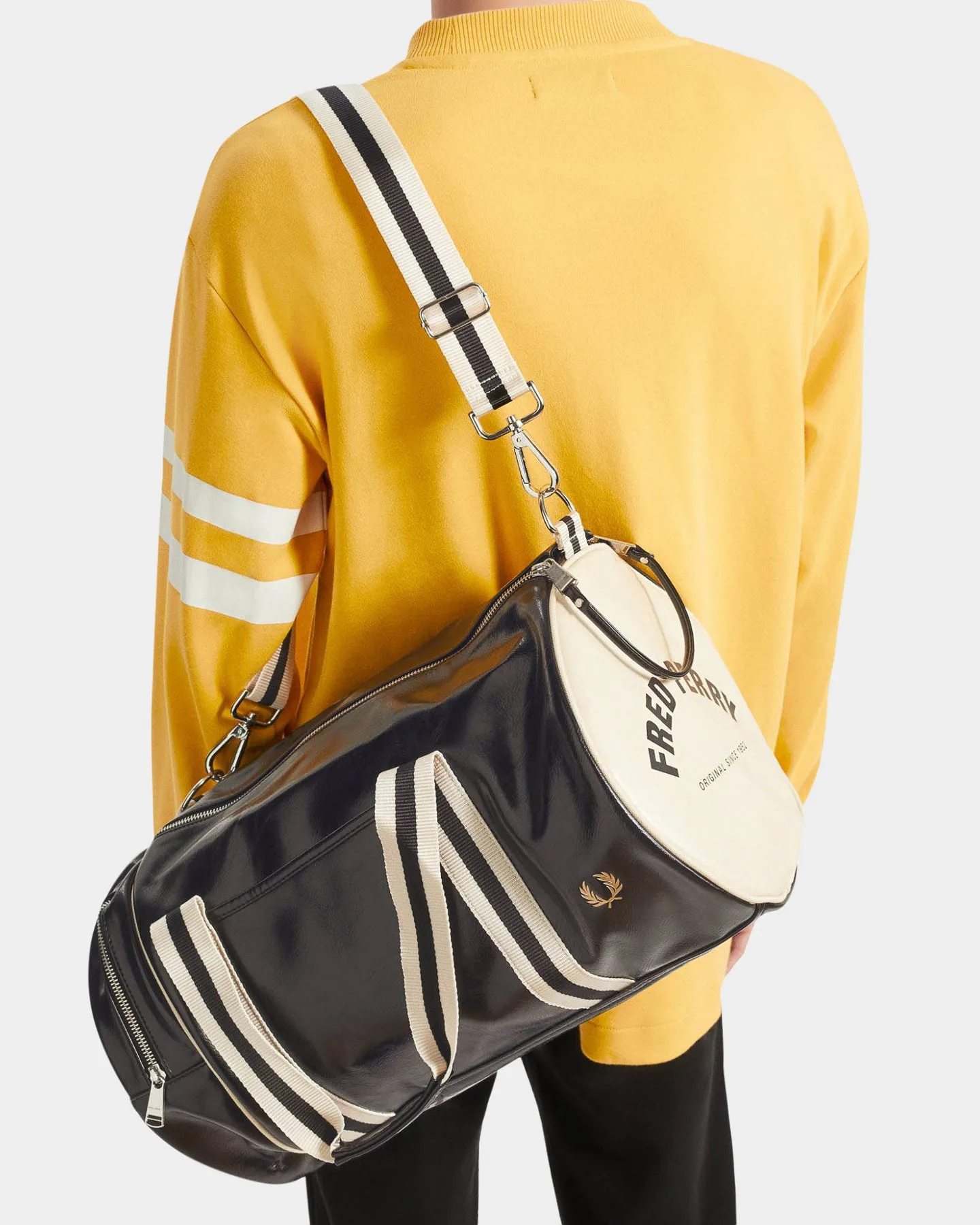 Fred Perry Classic Barrel Bag Black