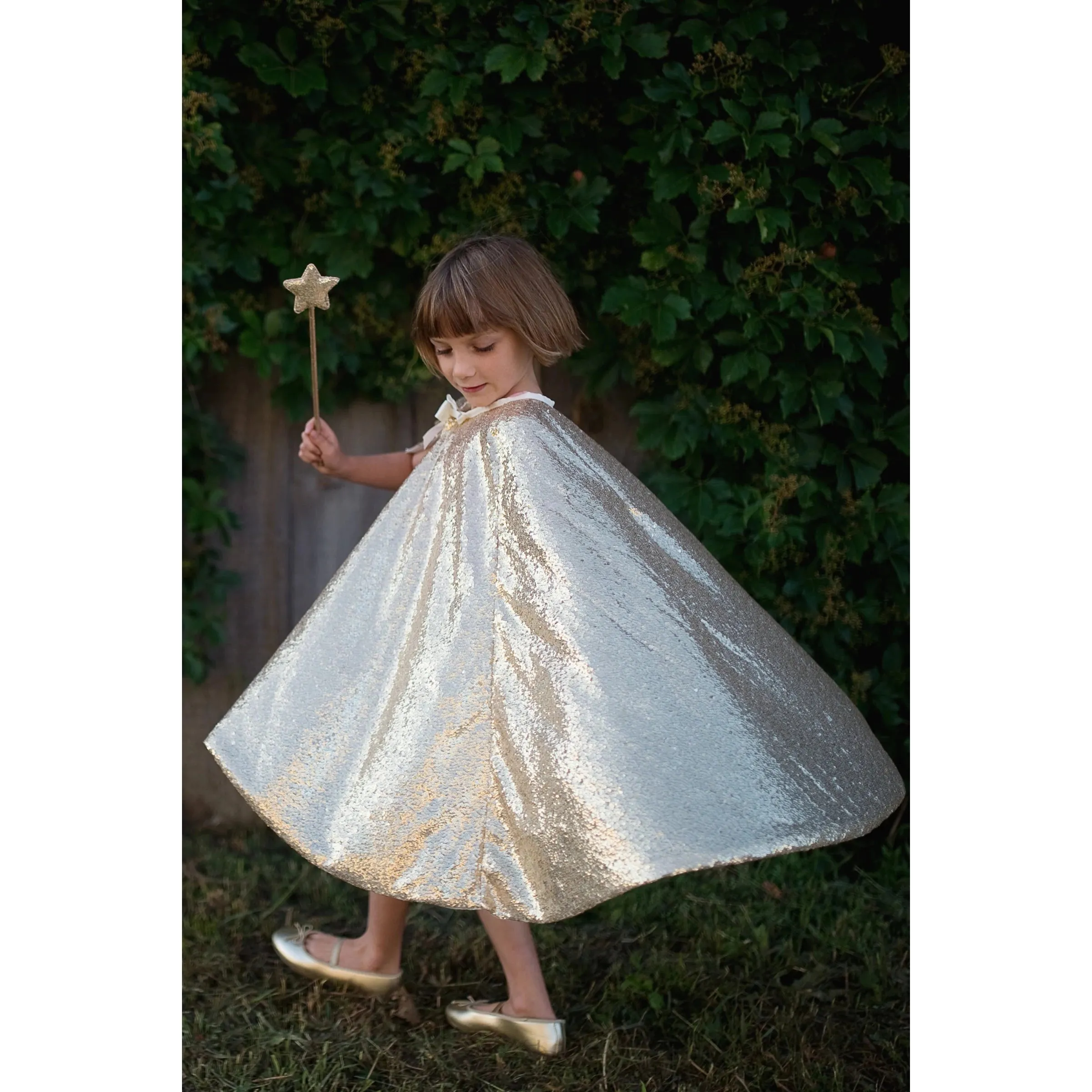 gracious gold sequins cape size 5-6
