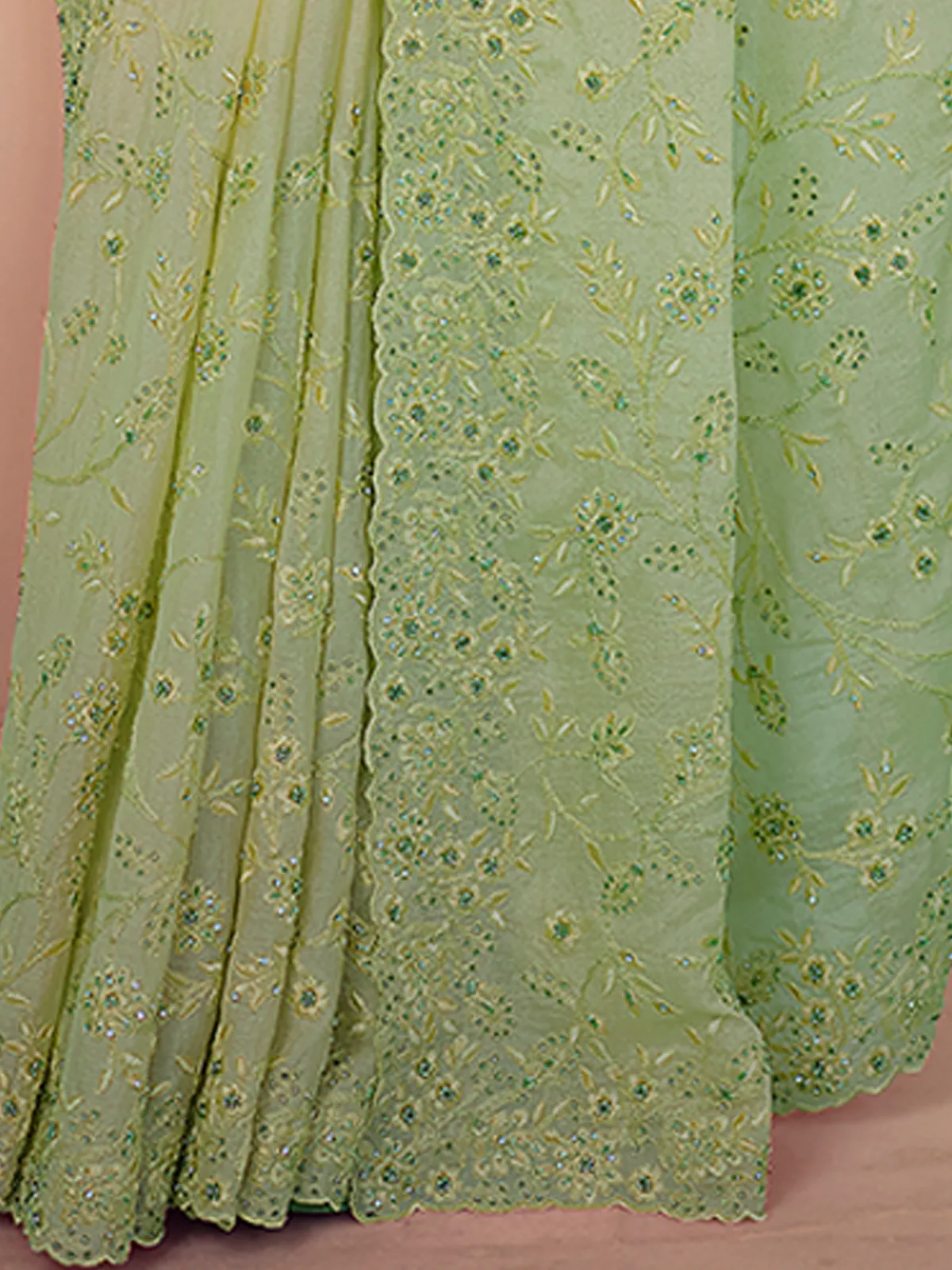 Green Chiffon Saree With Unstitched Blouse