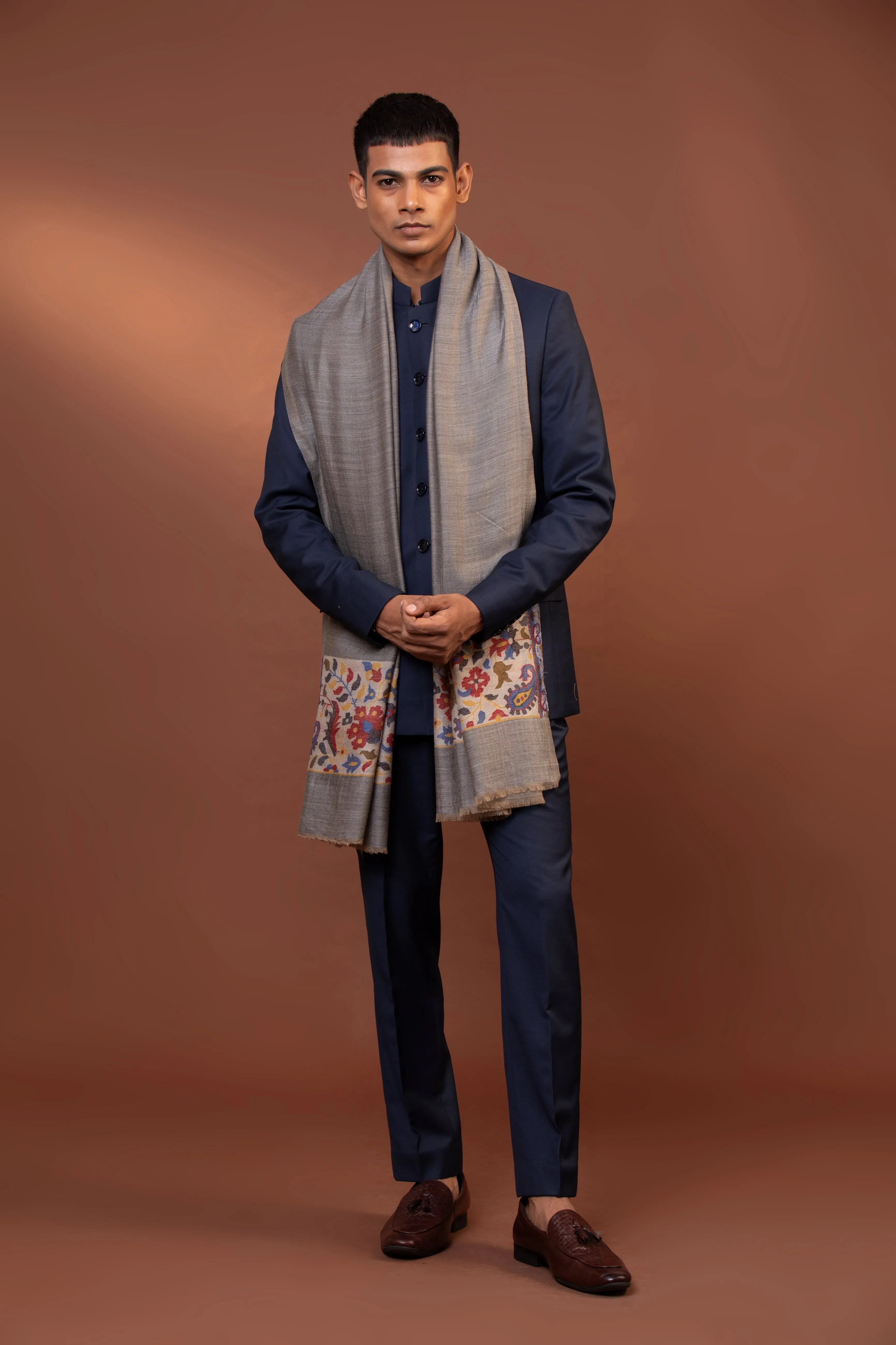 Grey Fine Wool Embroidered Shawl for Men with Kani Detailing