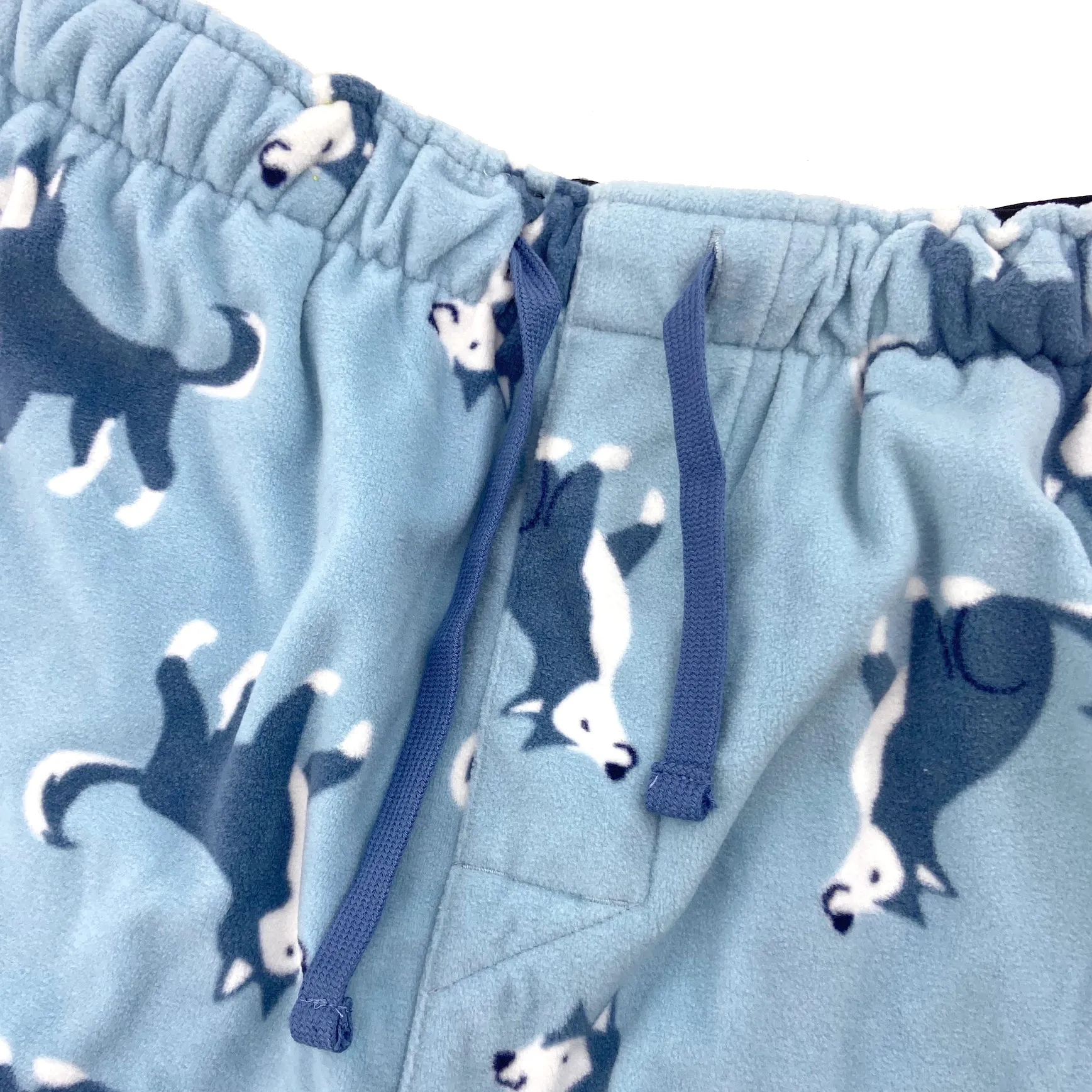 HUSKY LOVE IN EVERY STITCH