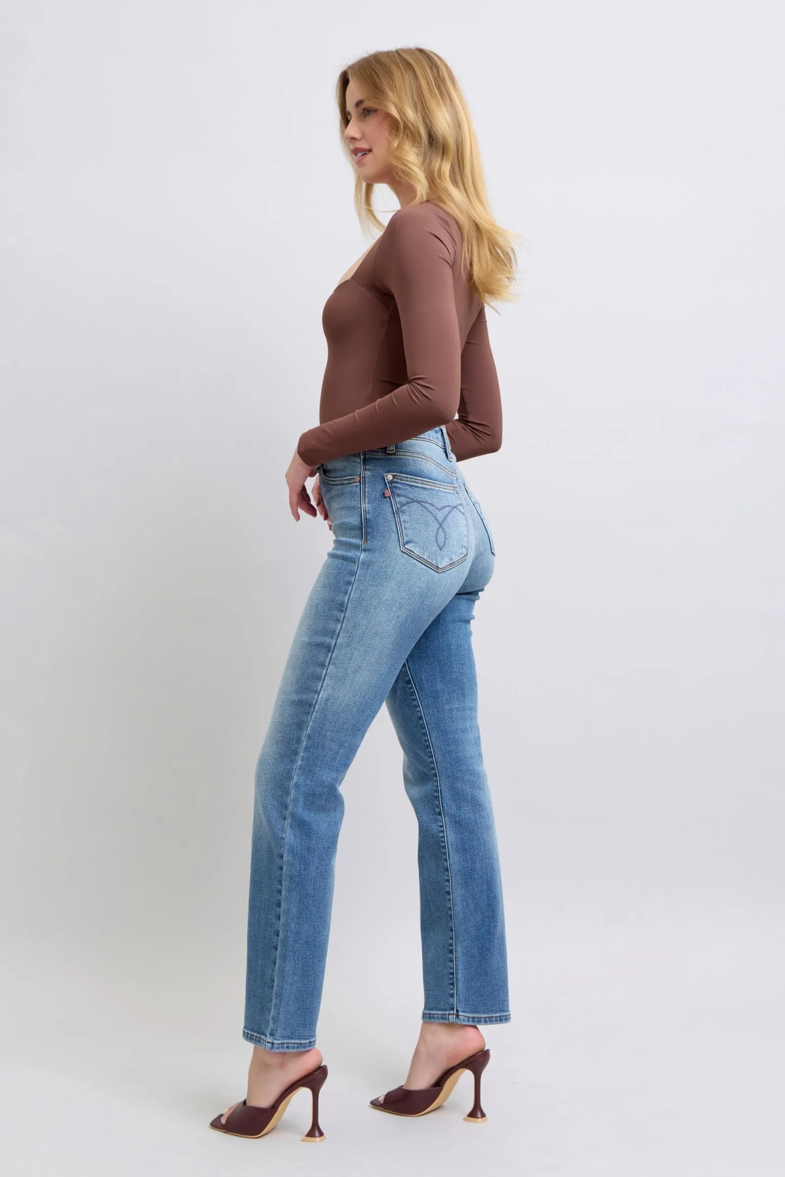 Judy Blue Jeans Medium Wash Thermal Straight Denim Pants with Pockets