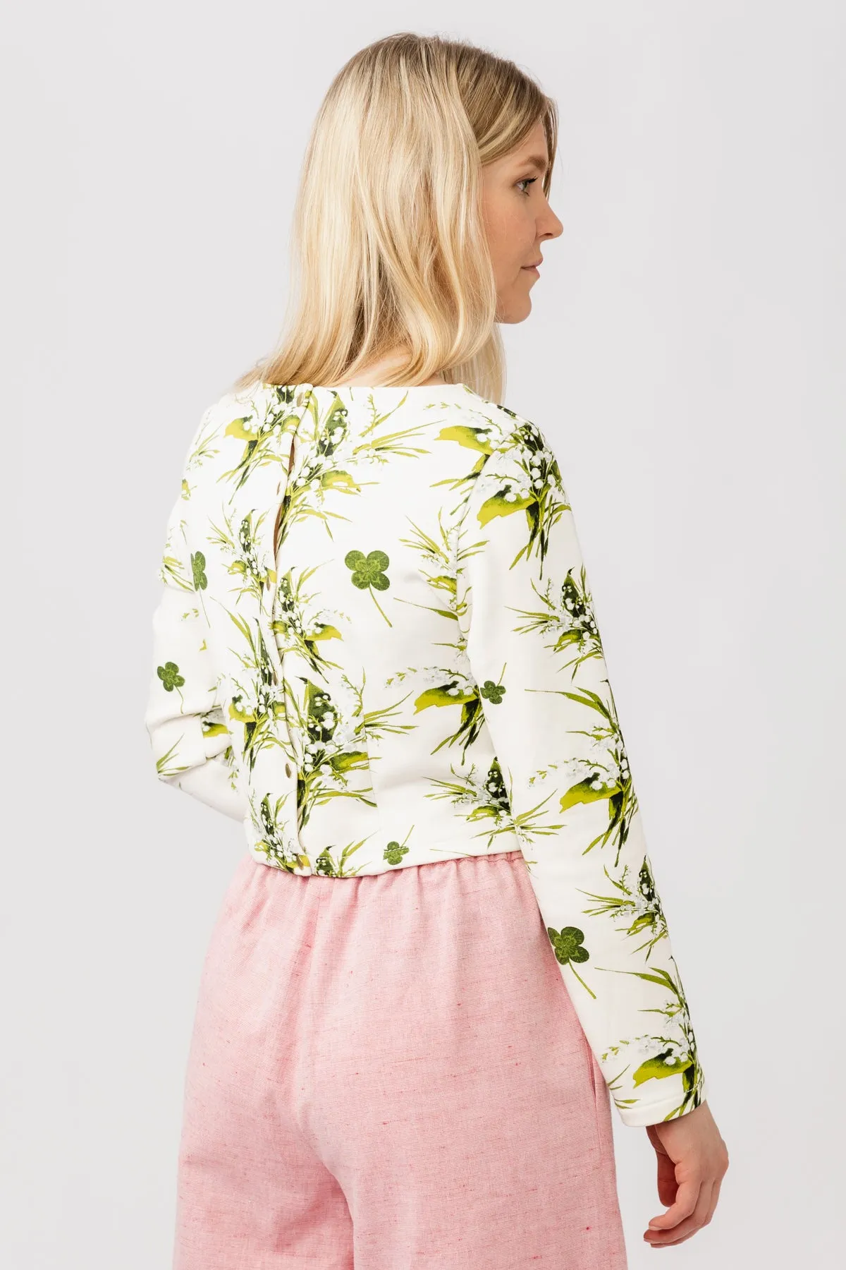 Kanerva button-back tee