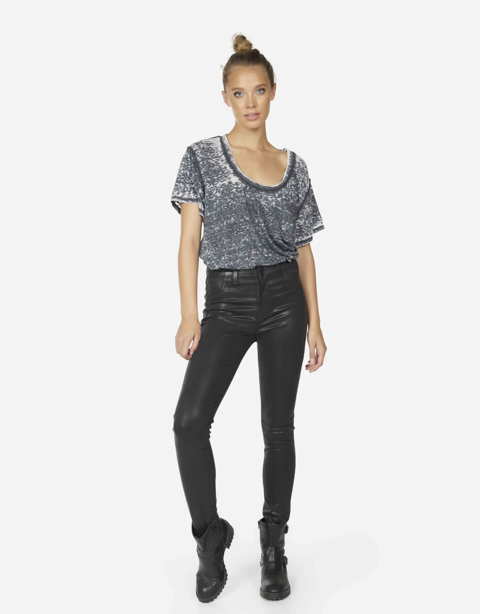 Keyes Scoop Neck Tee