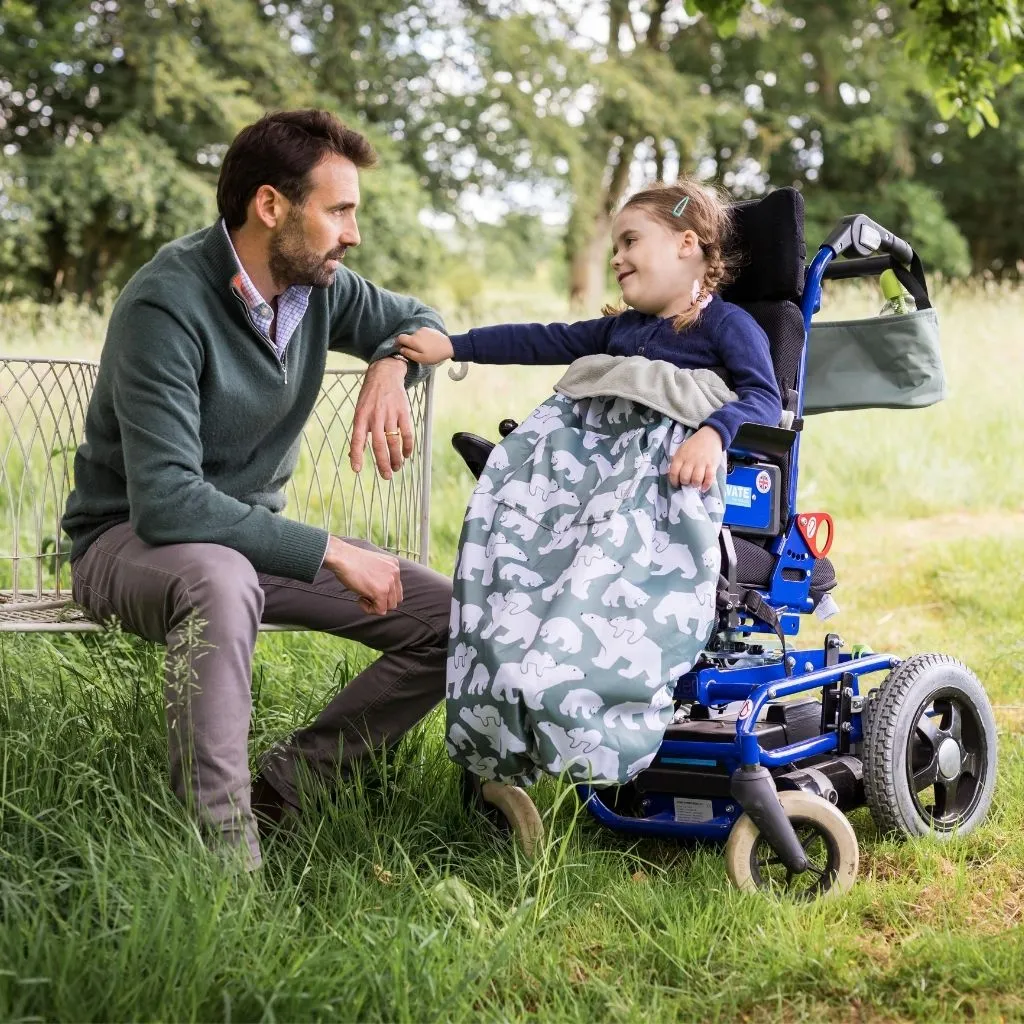 Kids Fleece-Lined Wheelchair Cosy - POLAR BEARS