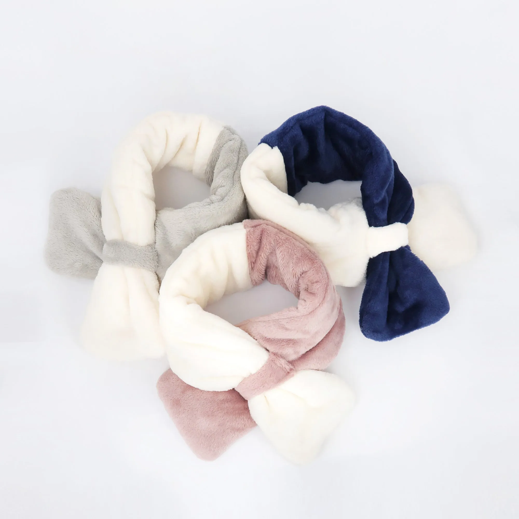 Kids Winter Fashion Scarf Baby Warm Fluffy Thick Fleece Toddler Neck Warmer | Ivory Navy