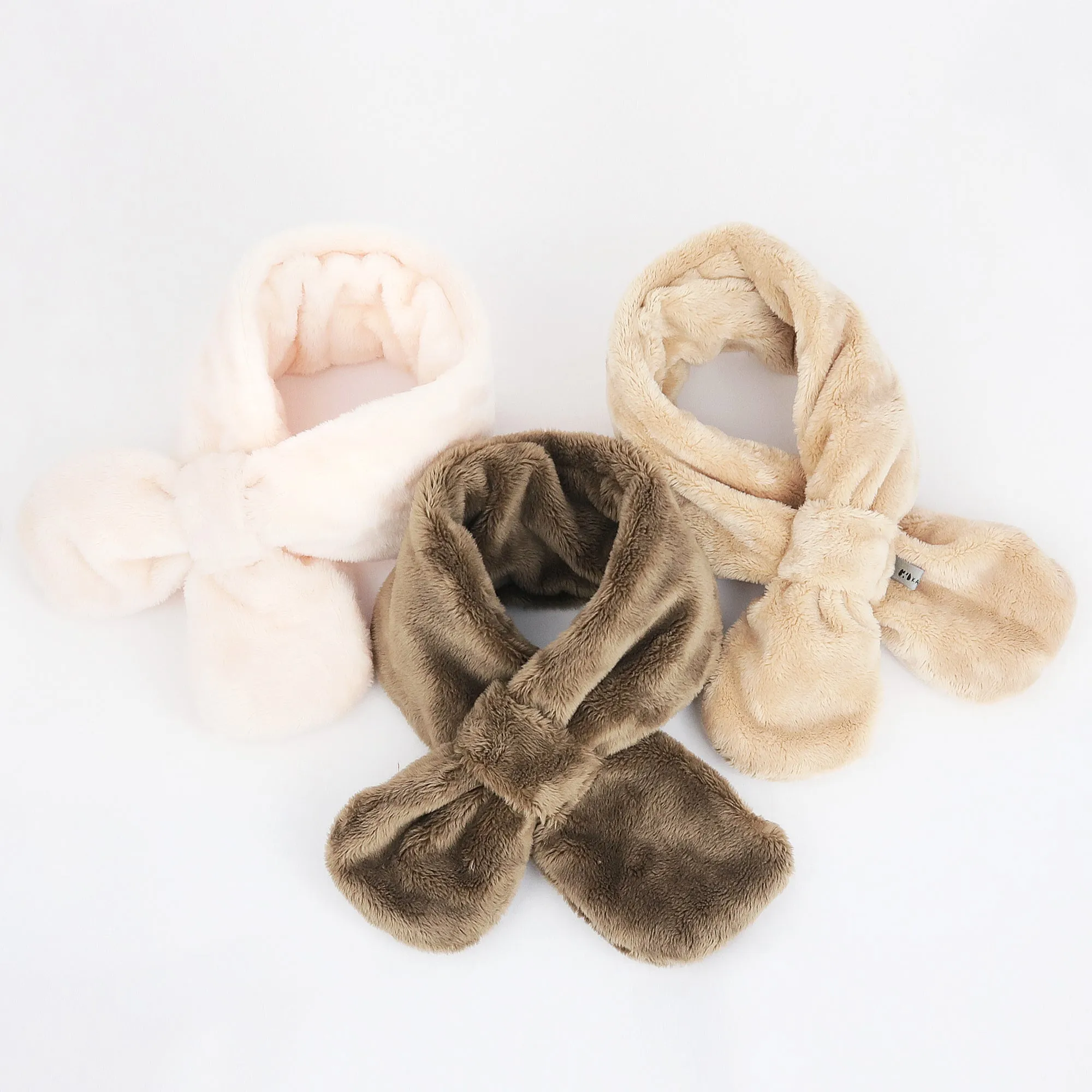 Kids Winter Fashion Scarf Baby Warm Fluffy Thick Fleece Toddler Neck Warmer | Ivory Navy