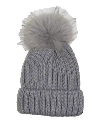 KNITTED HAT WITH FUR POM - BLACK