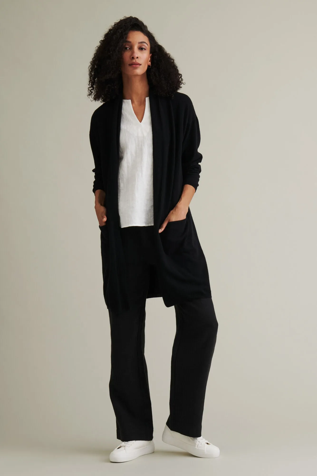 Korpoström Cardigan Black