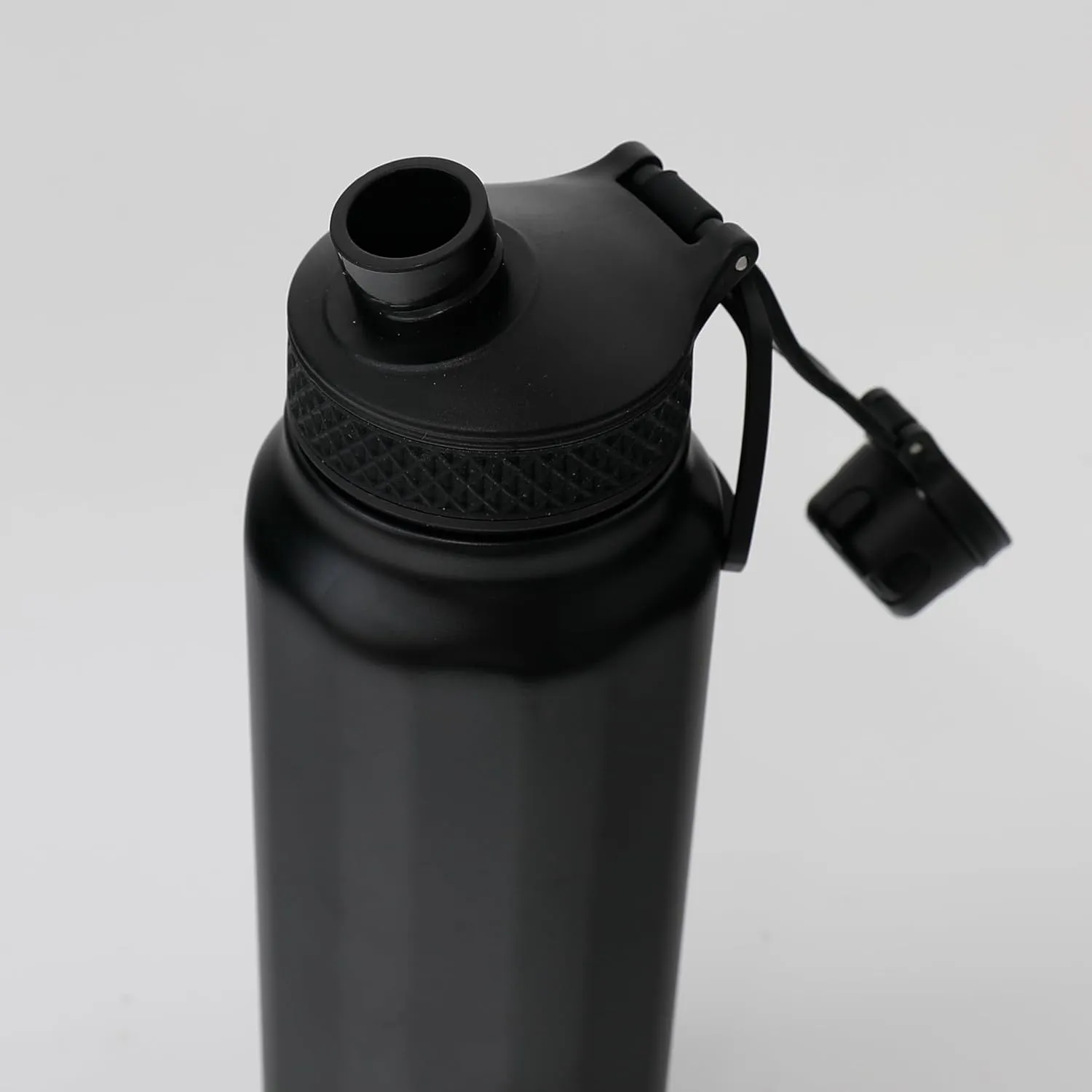 Kuber Industries Water Bottle | Vacuum Insulated Travel Bottle | Hot & Cold Water Bottle | Sipper Bottle for Kids | Thermos Flask for Gym Bottle | MYZ-230801A | 950 ML | Black