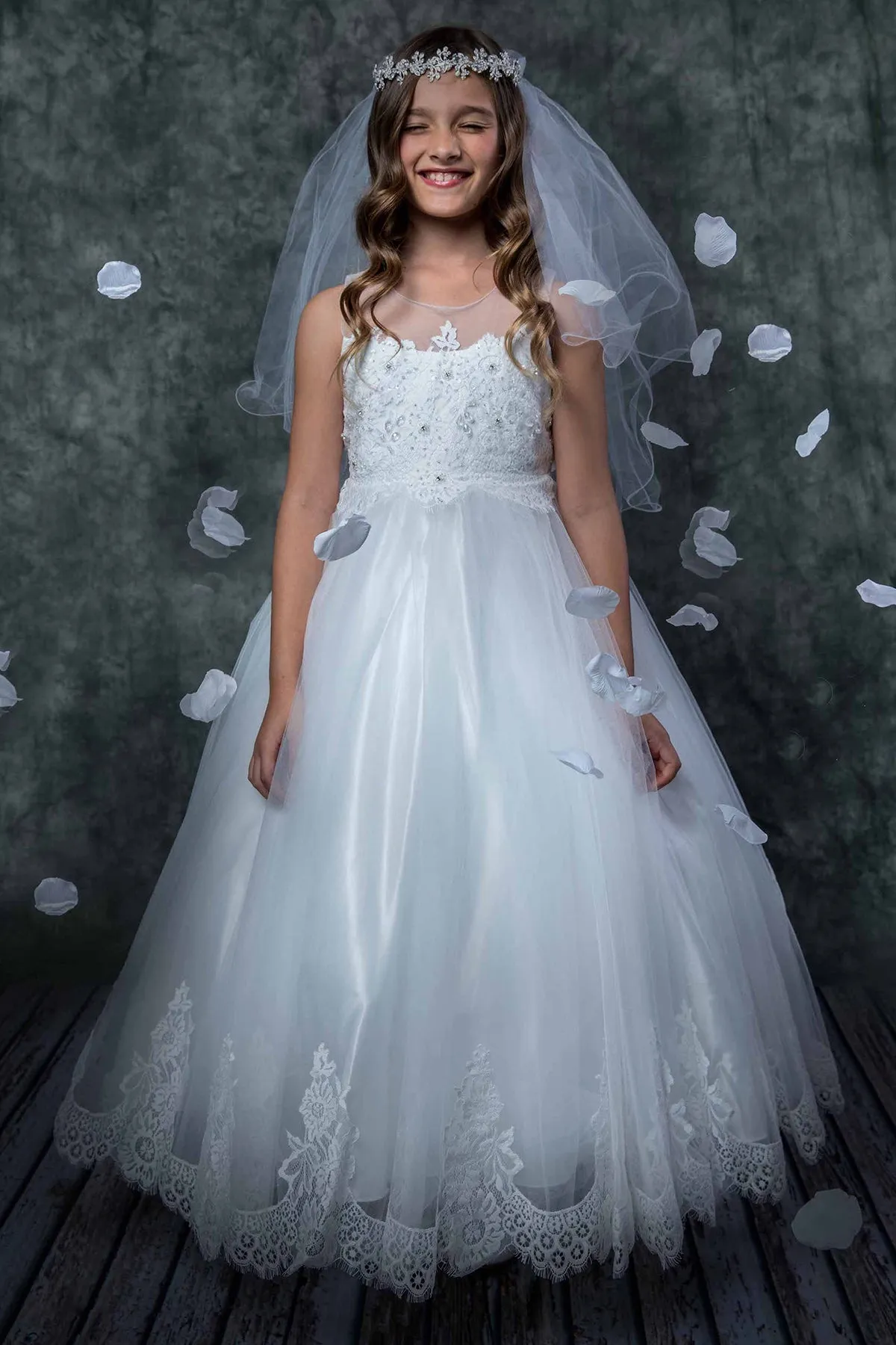 Lace Applique Illusion Bateau Girls Dress with Plus Sizes