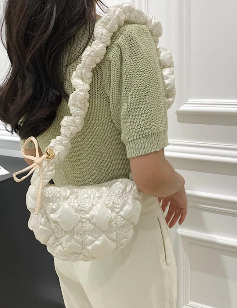 Ladies Puffer Cloud Crossbody Bag Trendy Metallic Handbag SKAB004