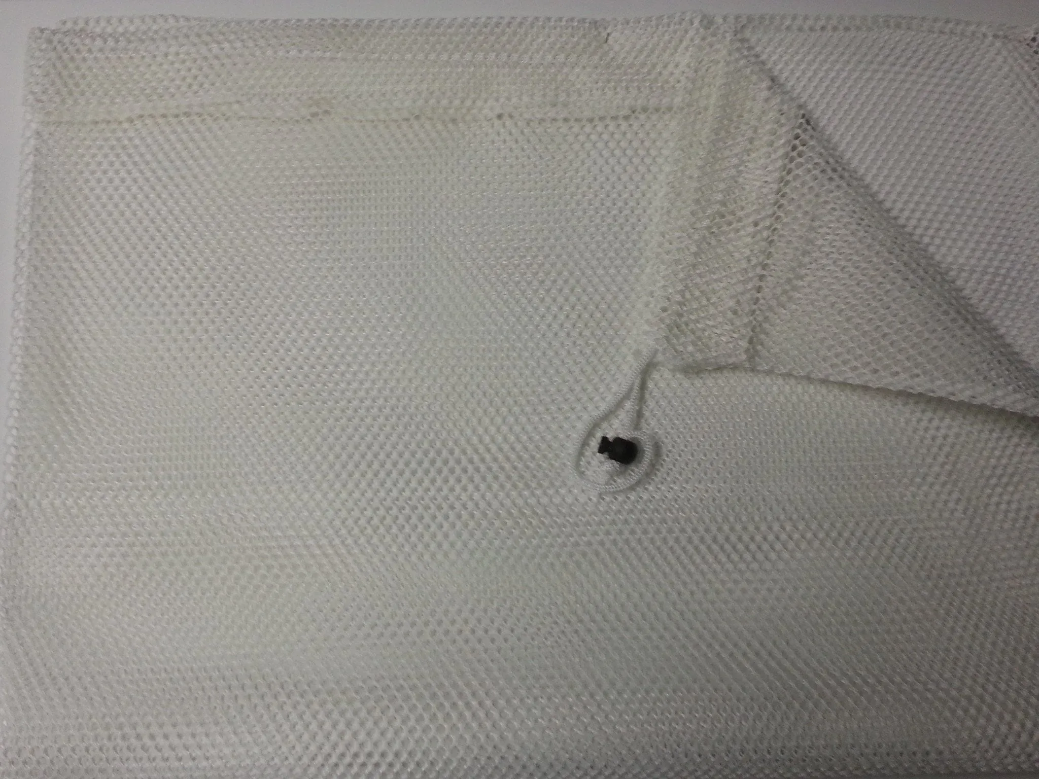 Laundry Net White 30x40 With Draw Cord