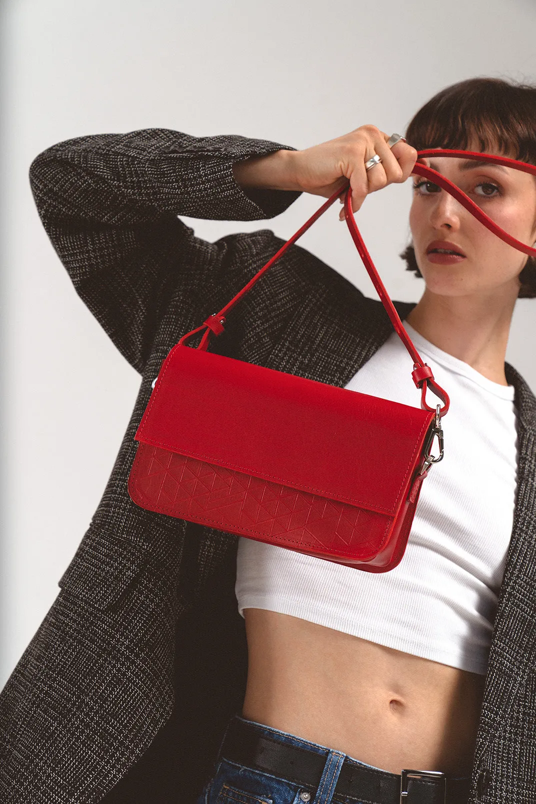 Leather Shoulder Bag - Curie (Red Vectors)