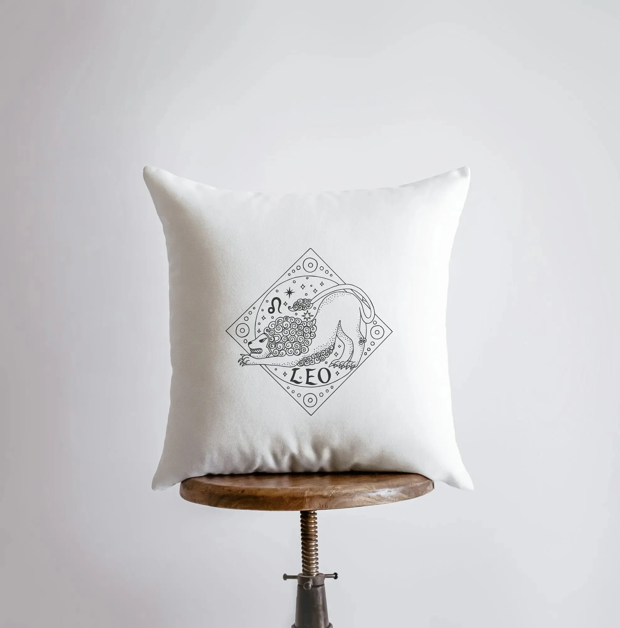 Leo | Zodiac | Stars | Astrology | Throw Pillow  | Map of the Stars | Home Decor | Room Decor  | Astrology Sign