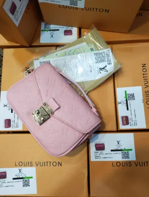 Louis Vuitton Matix Bag for Women (Pink)