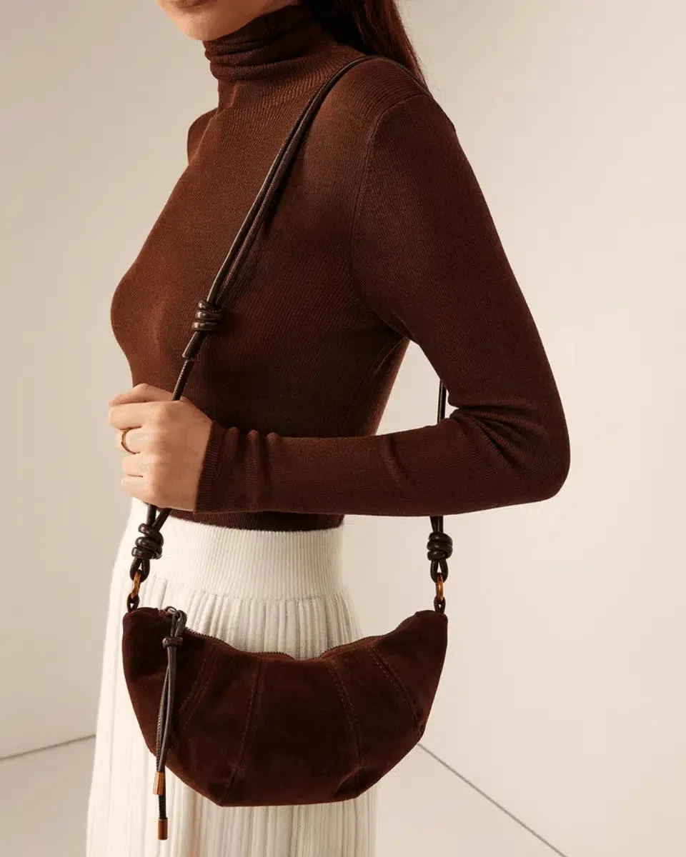 Lucy – Compact stylish design – Velvet crossbody bag