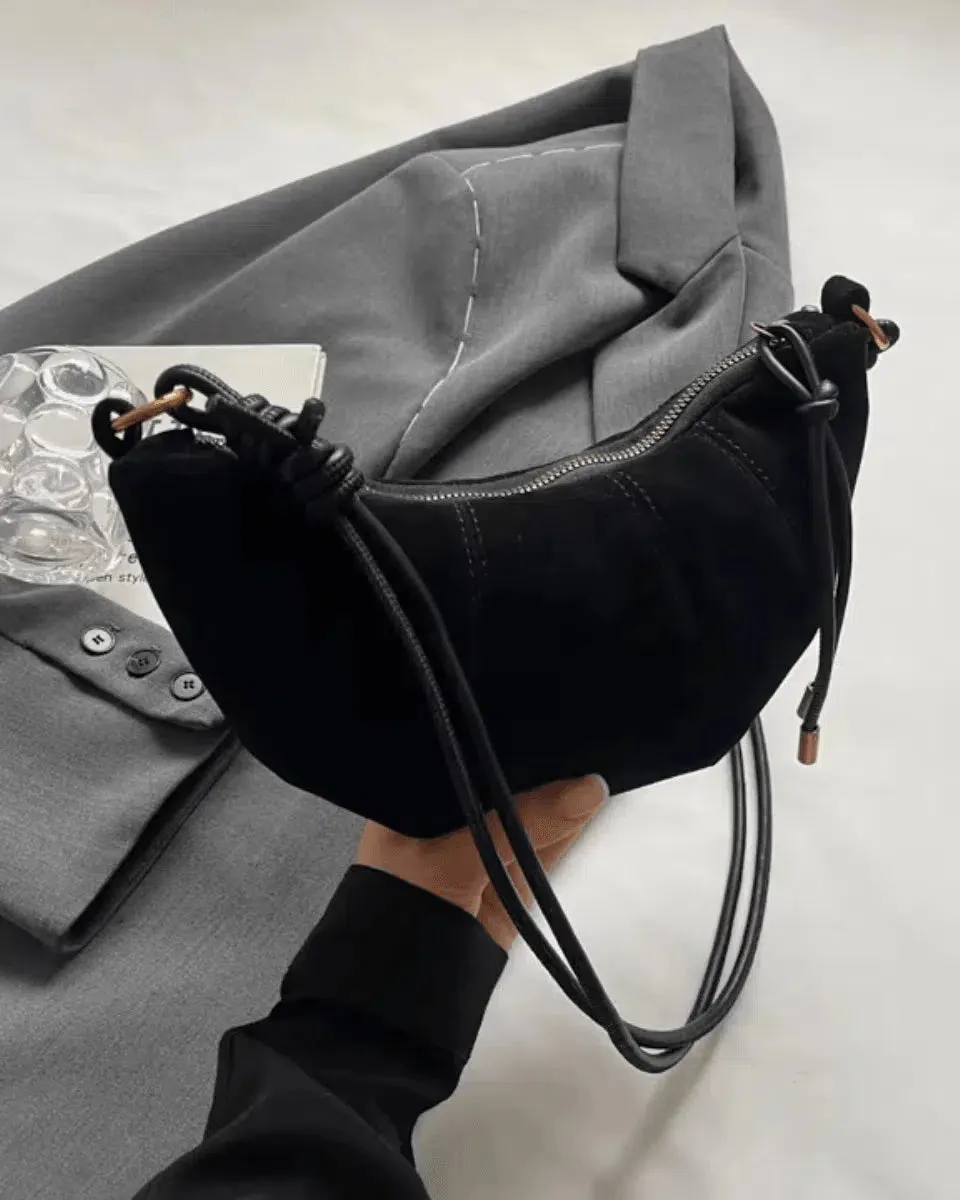 Lucy – Compact stylish design – Velvet crossbody bag
