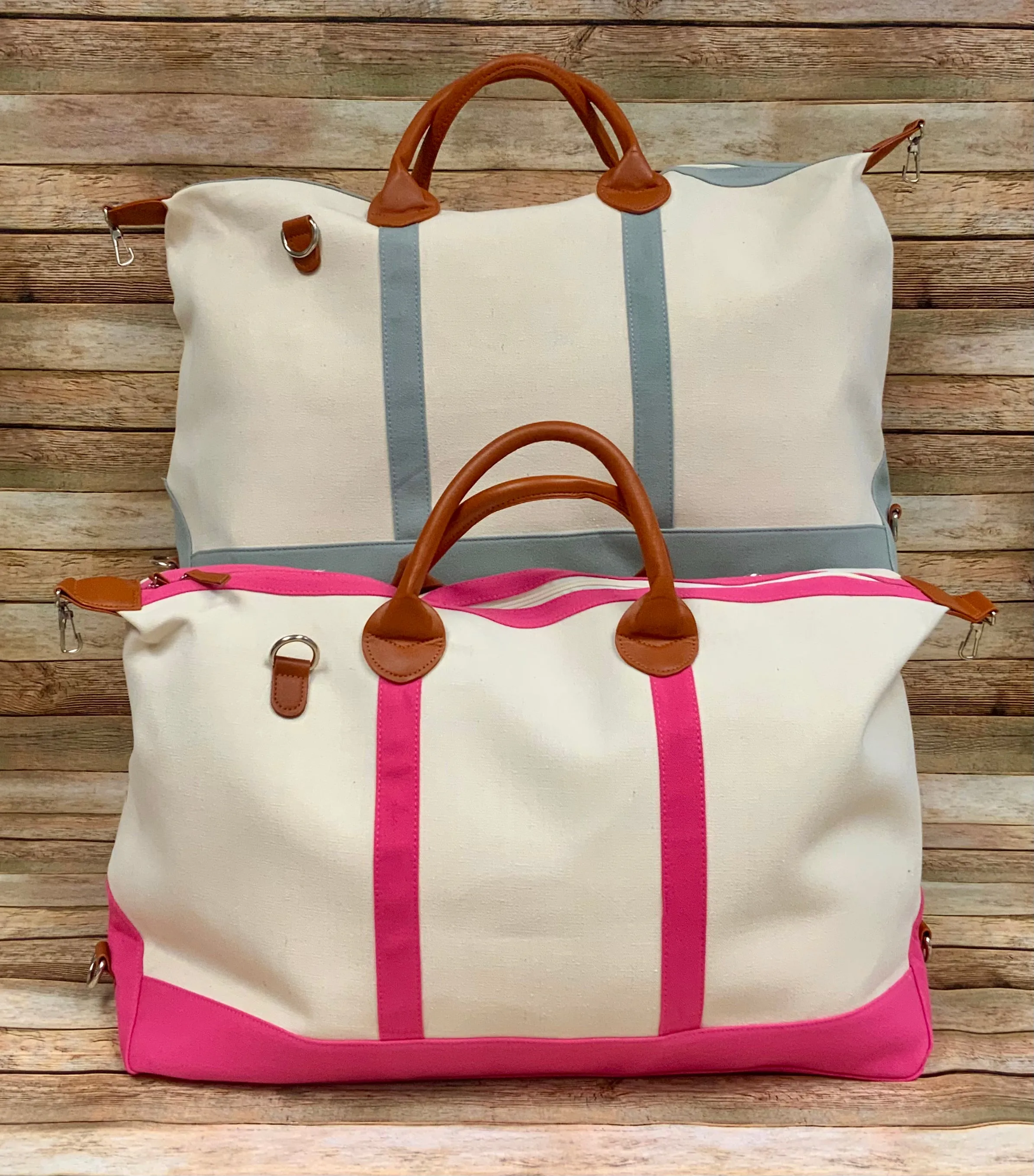 Luxurious Canvas Weekender / Overnight Bag