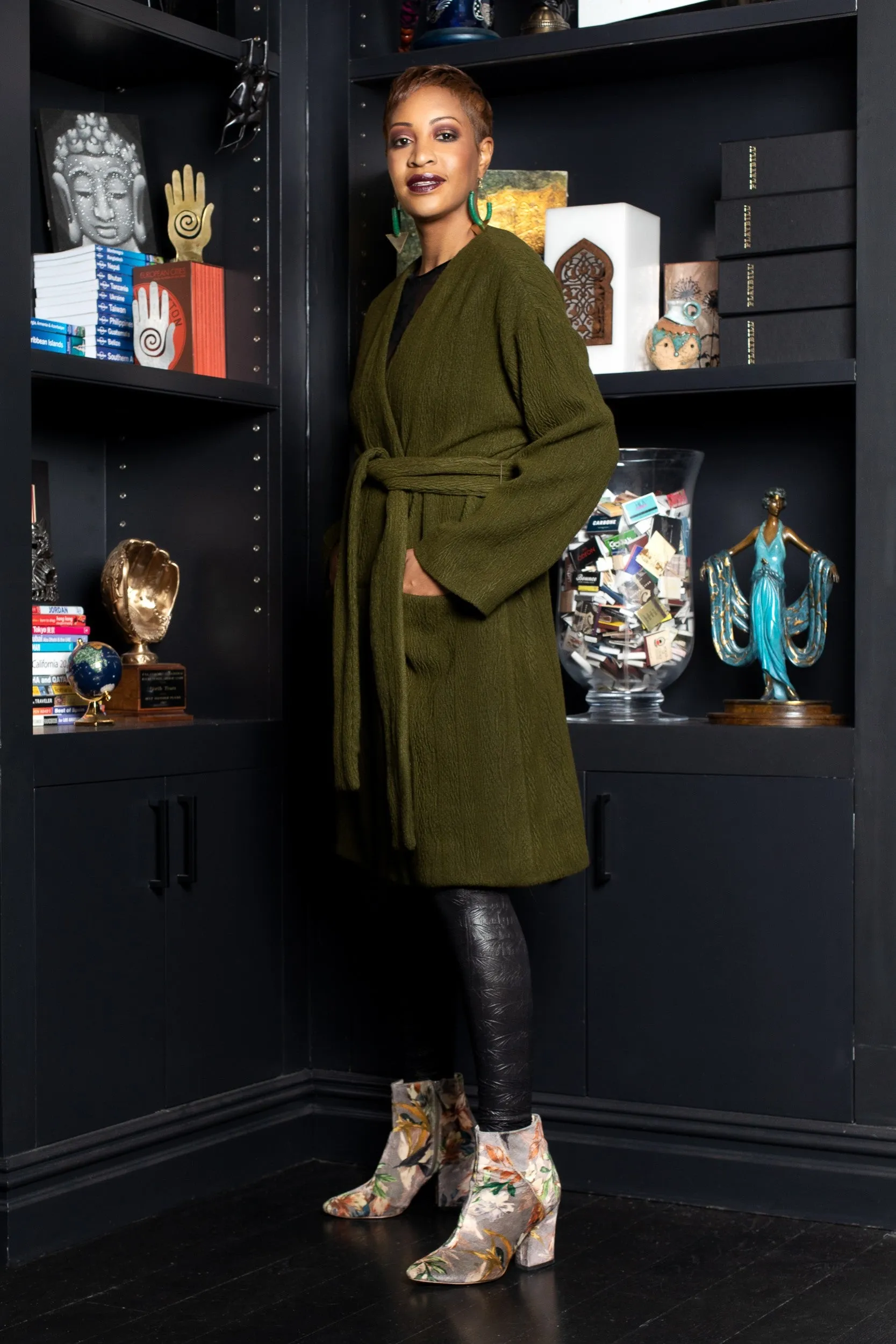 MADE TO ORDER: Olive Cable Knit Big Pocket Painter's Robe