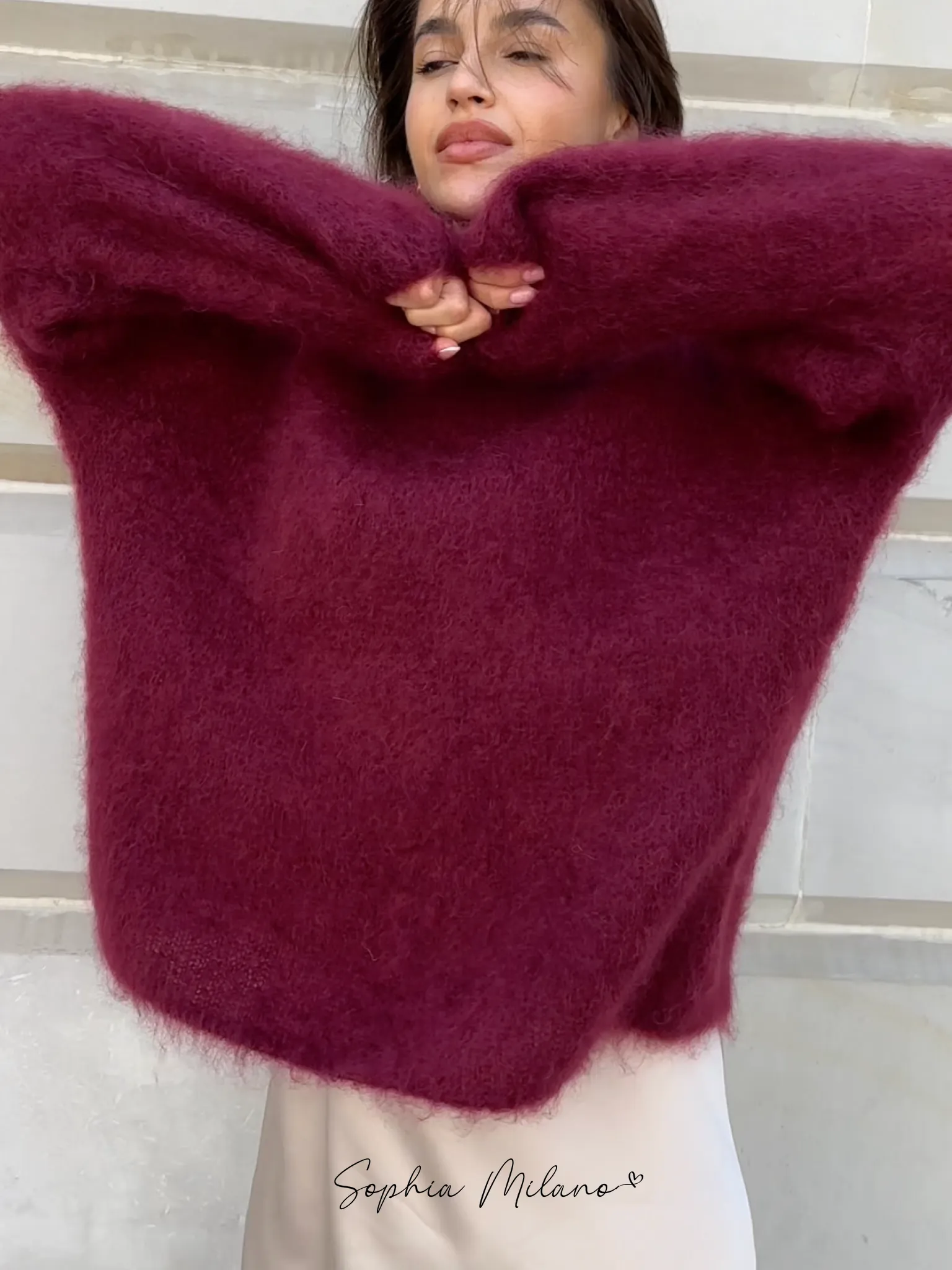 Mira - Col Sweater