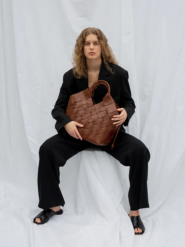 MISU L Umber Shoulder bag