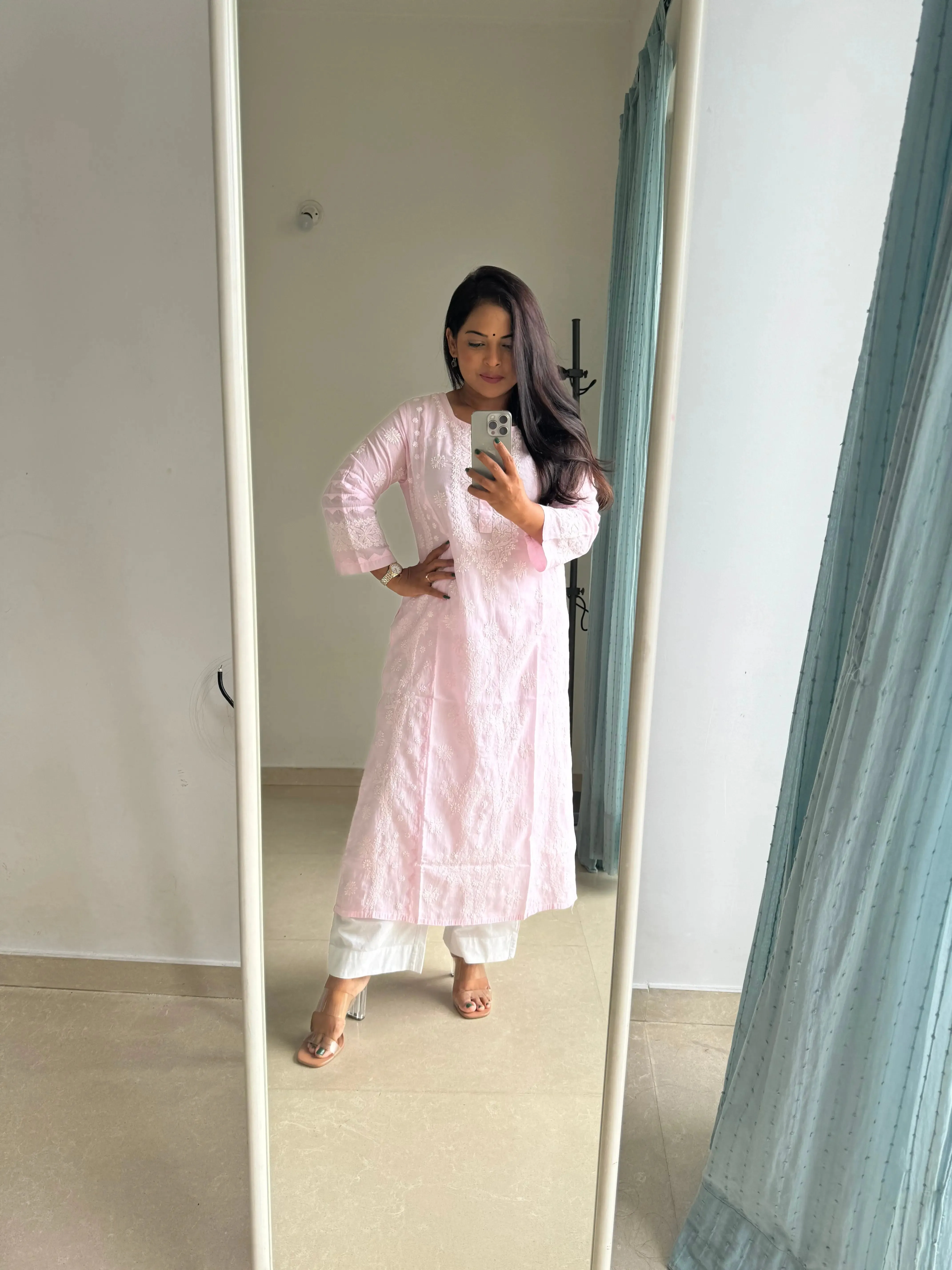 Mul Cotton Chikankari Kurti - Pink