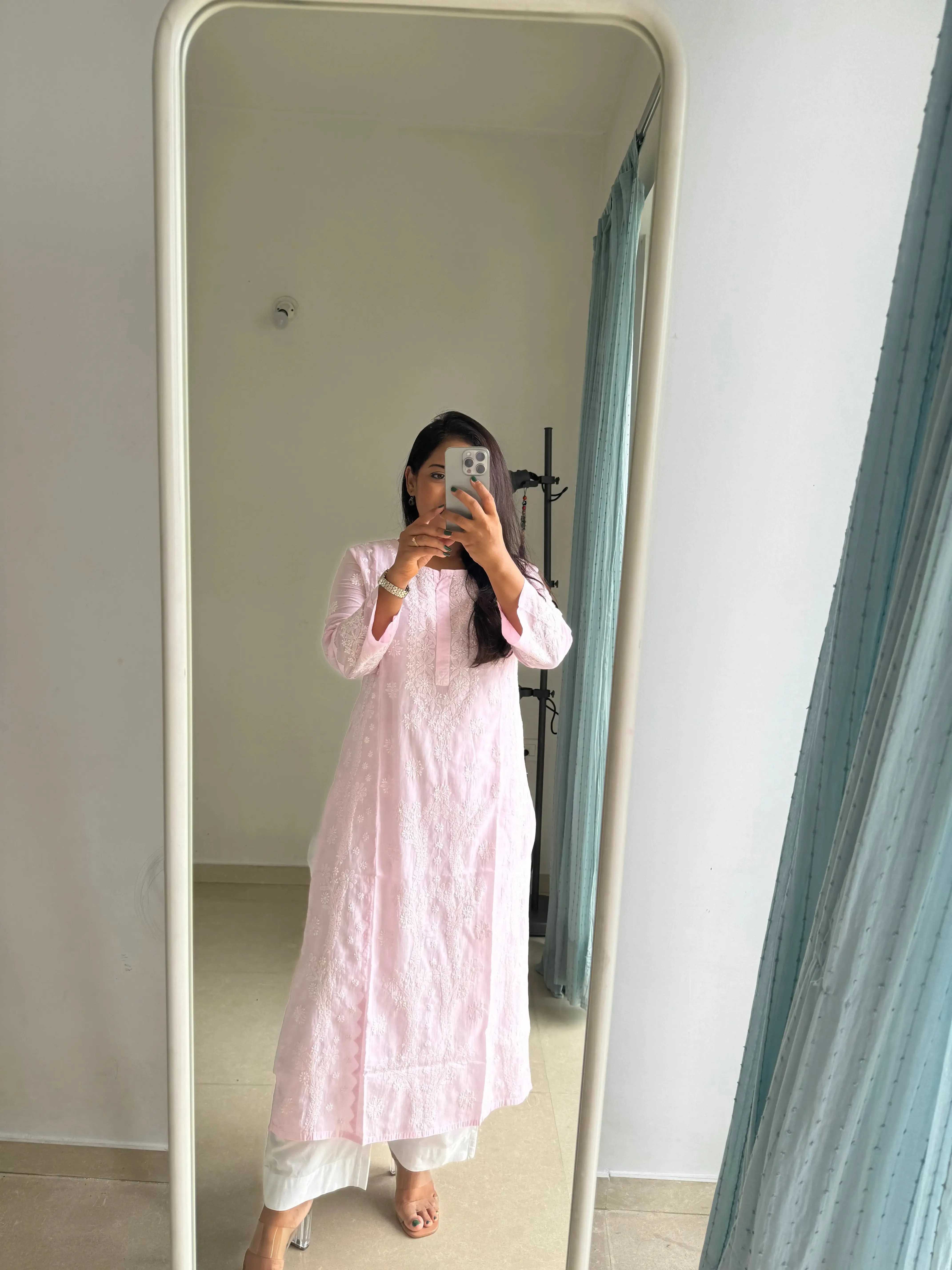 Mul Cotton Chikankari Kurti - Pink
