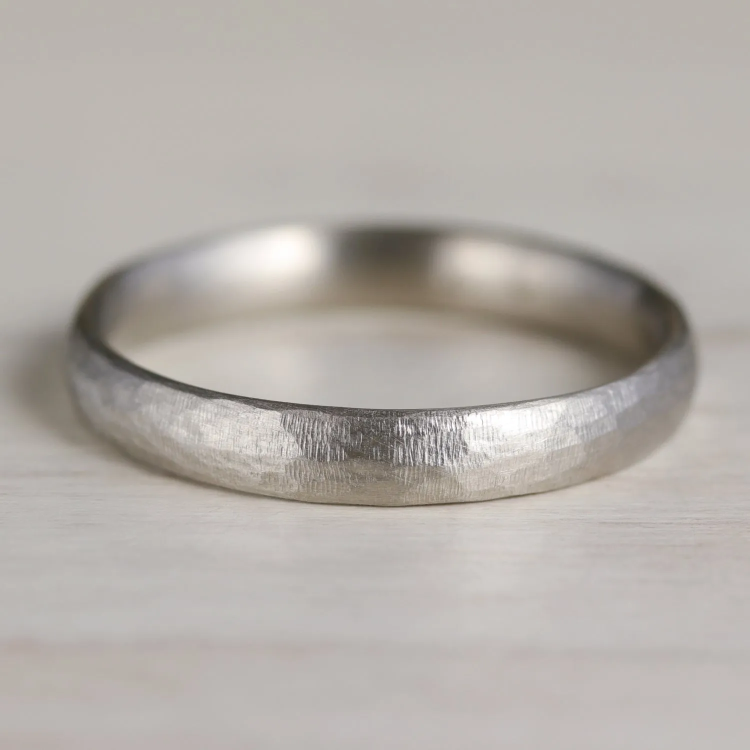 Narrow Stone Texture Comfort-fit Classic Band