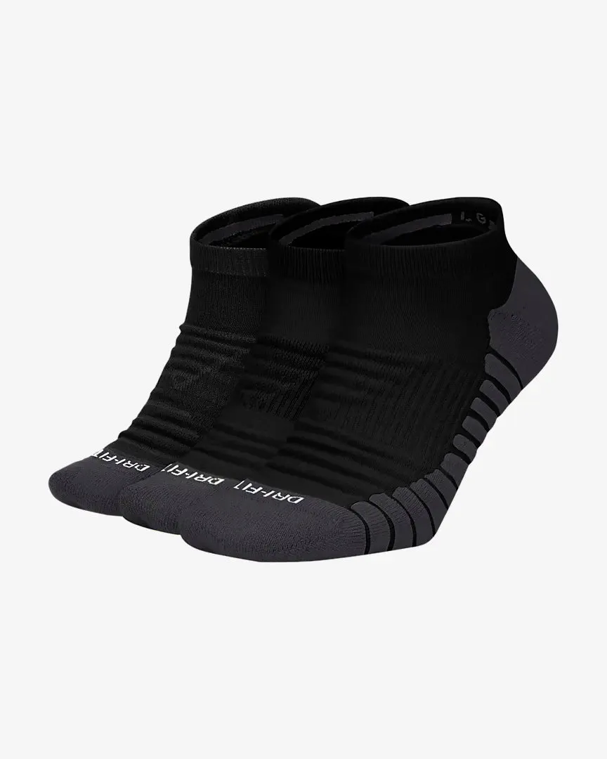 Nike Everyday Max Cushioned Training No-Show Socks (3 Pairs)