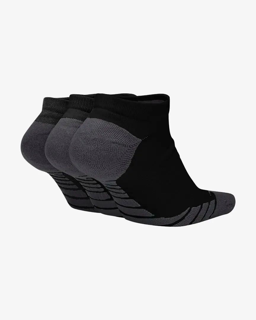 Nike Everyday Max Cushioned Training No-Show Socks (3 Pairs)