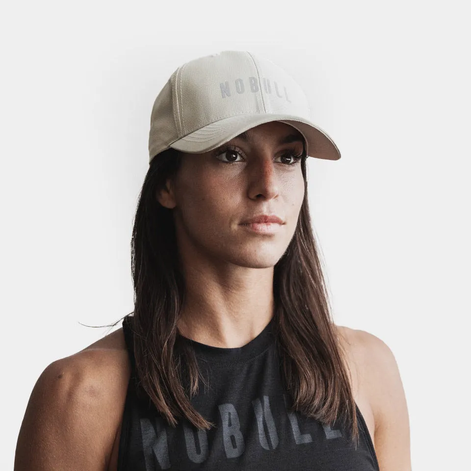 NOBULL - PERFORMANCE HAT - SAND