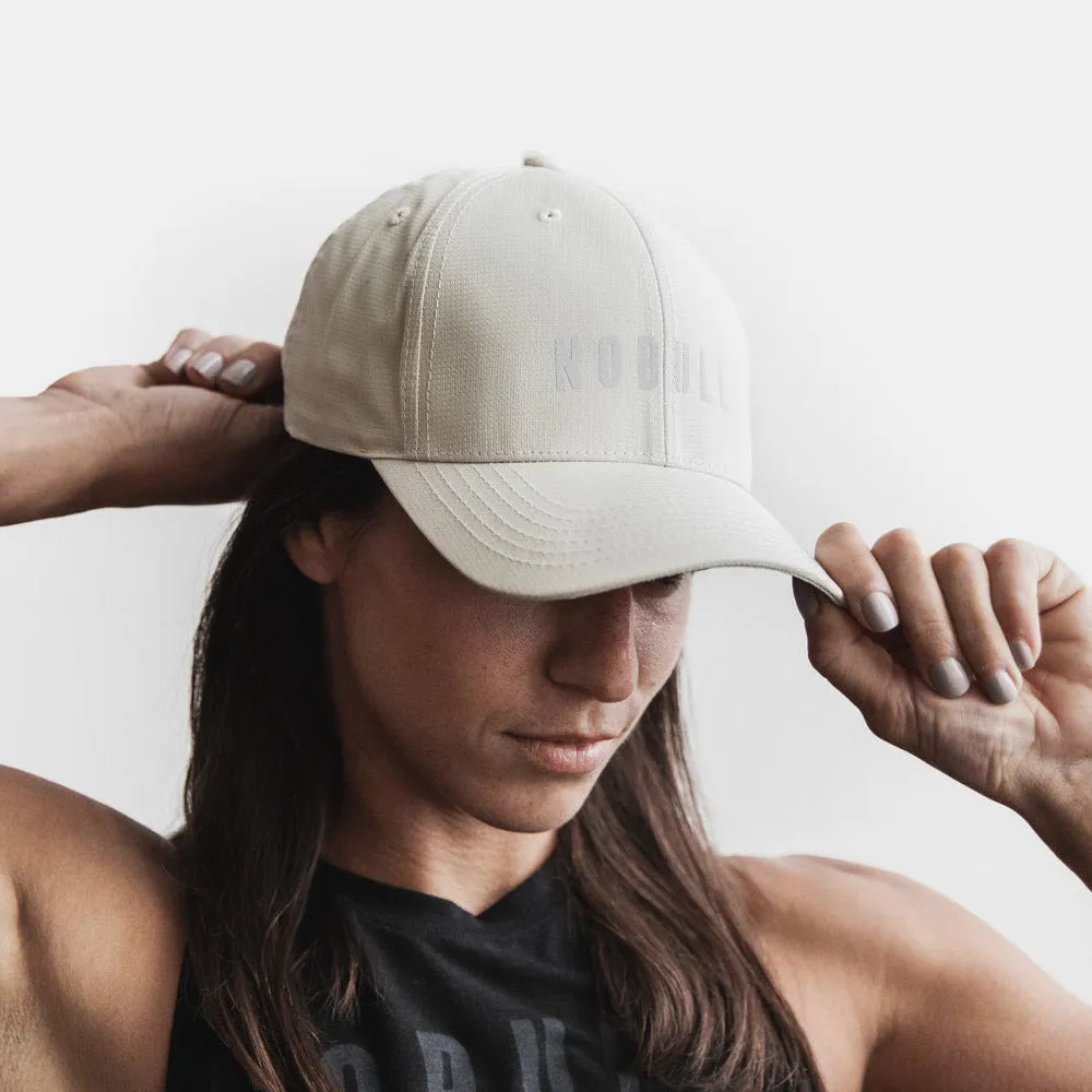 NOBULL - PERFORMANCE HAT - SAND