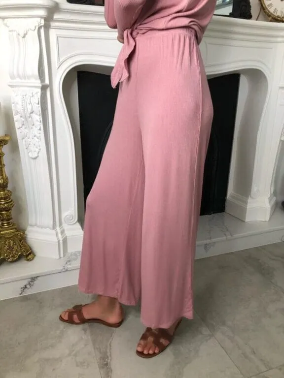 Odla Ribbed Set