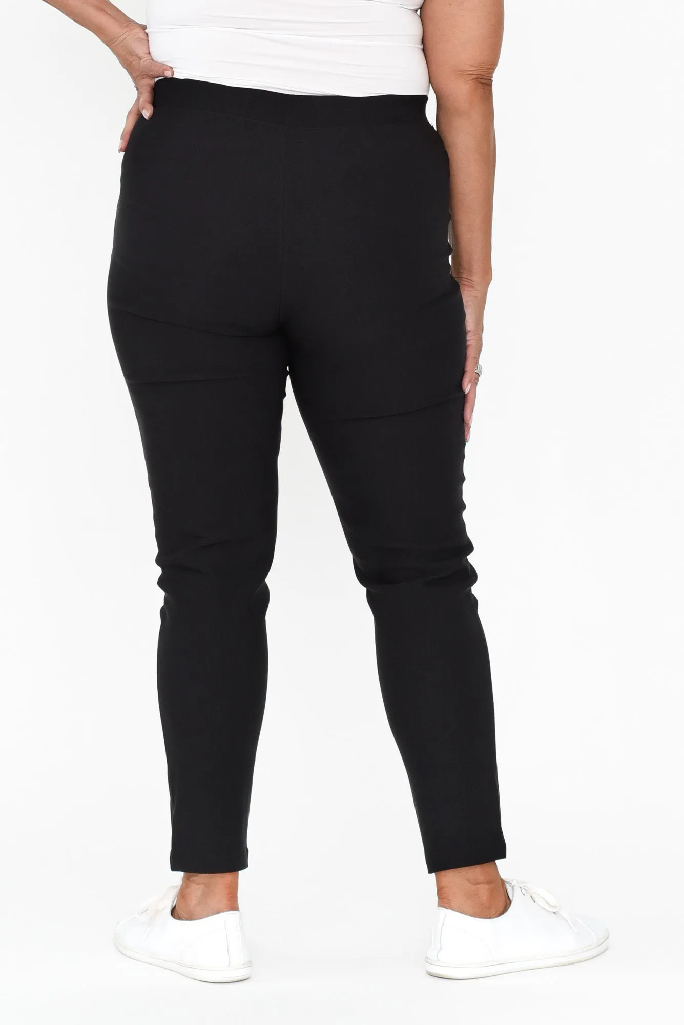 Olympia Black Straight 7/8 Pants