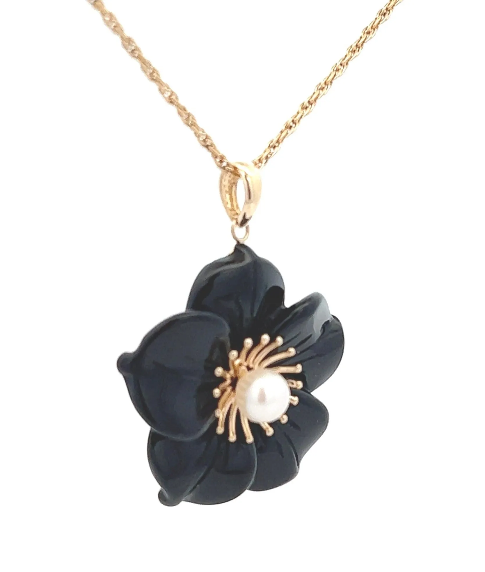 Onyx & Pearl 14ct Yellow Gold Flower Pendant