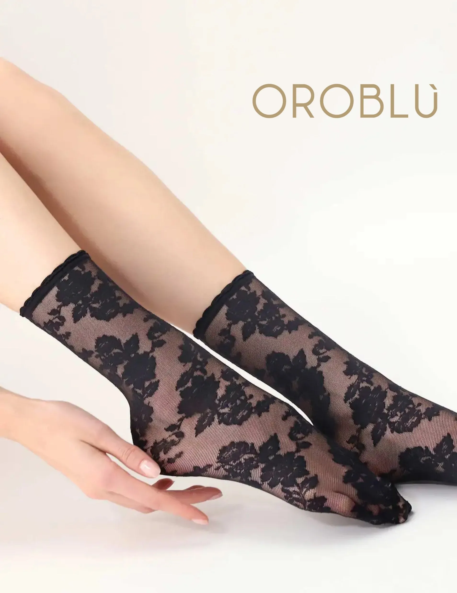 Oroblu Little Roses Sheer Socks Black VOBC67927