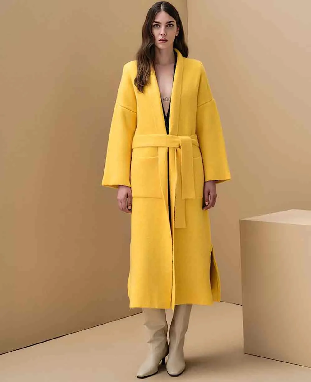 OVERSIZED KNIT COAT WITH BELT YELLOW