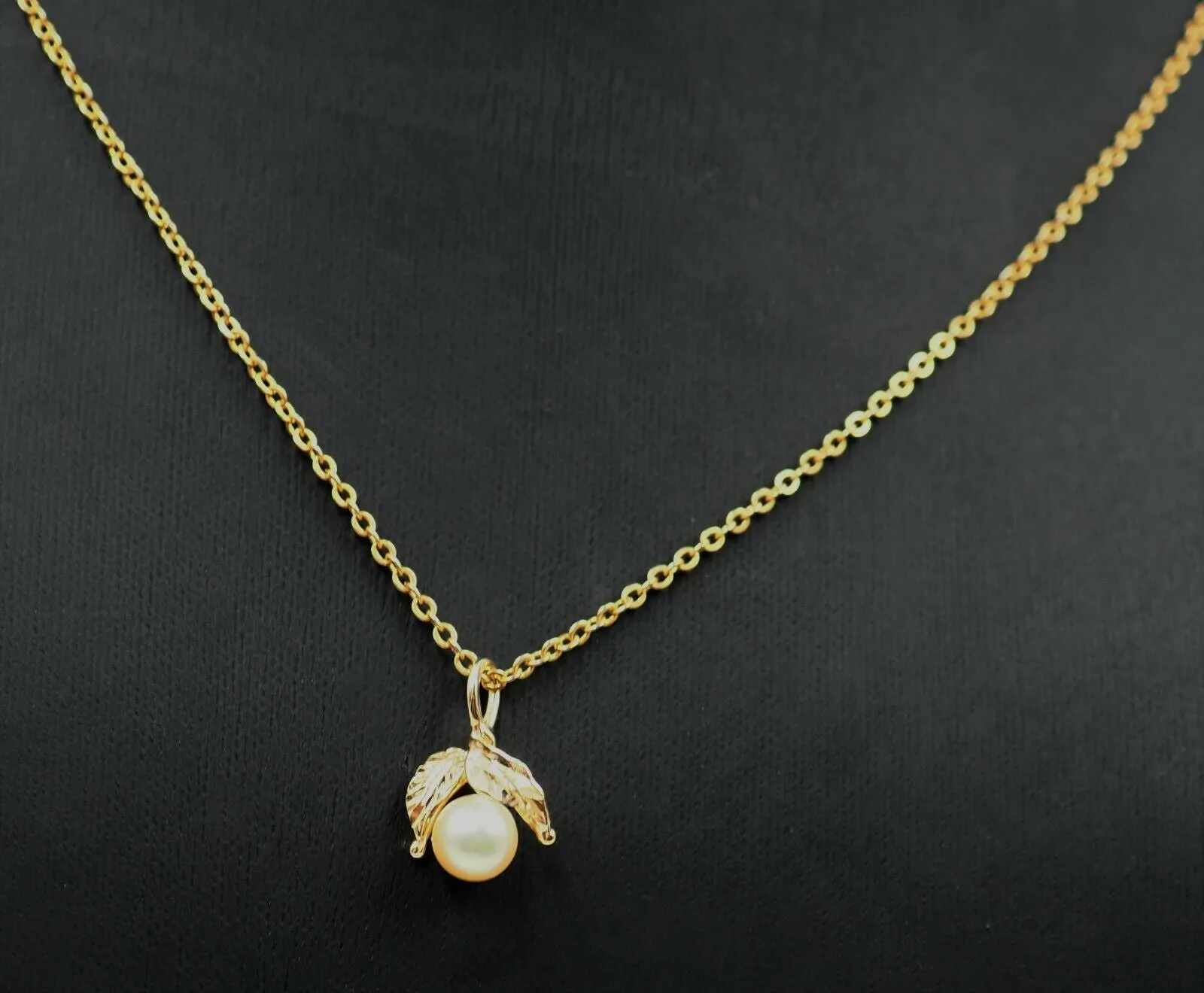 Pearl & 14ct Yellow Gold Pendant Fine Elegant Jewellery