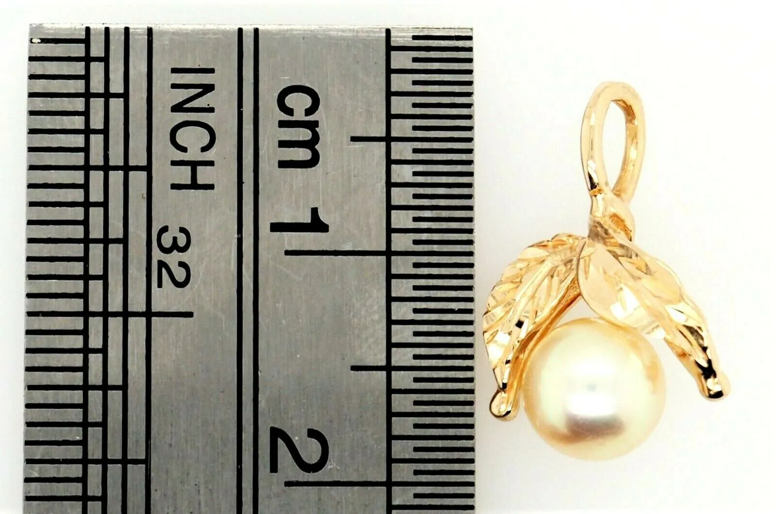Pearl & 14ct Yellow Gold Pendant Fine Elegant Jewellery