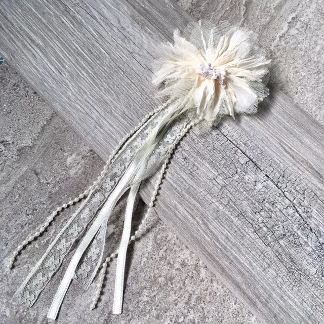 PEARL AND RIBBON CREAM FABRIC FLOWER LACE CORSAGE CLIP
