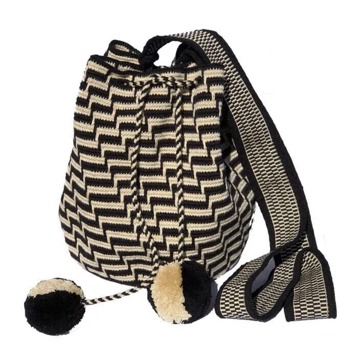 Perissa Beach Crochet Bag - Striped Style
