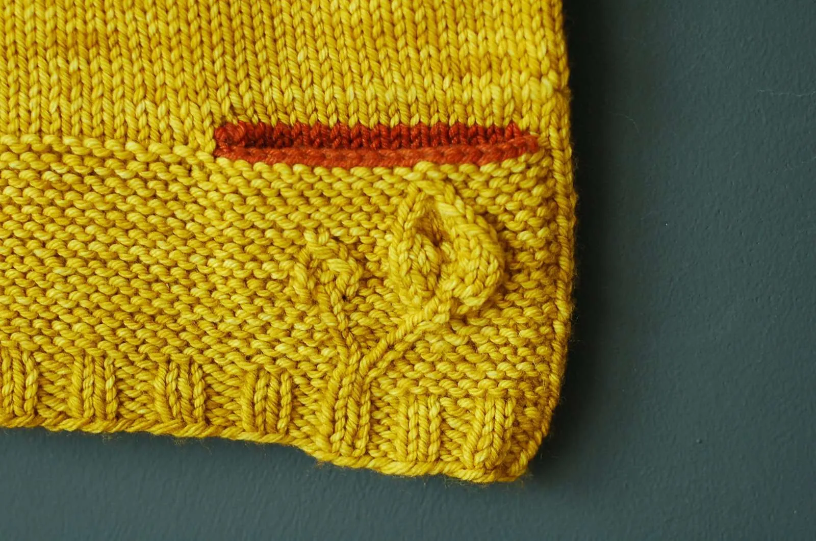 Petites Feuilles Vest by Lisa Chemery