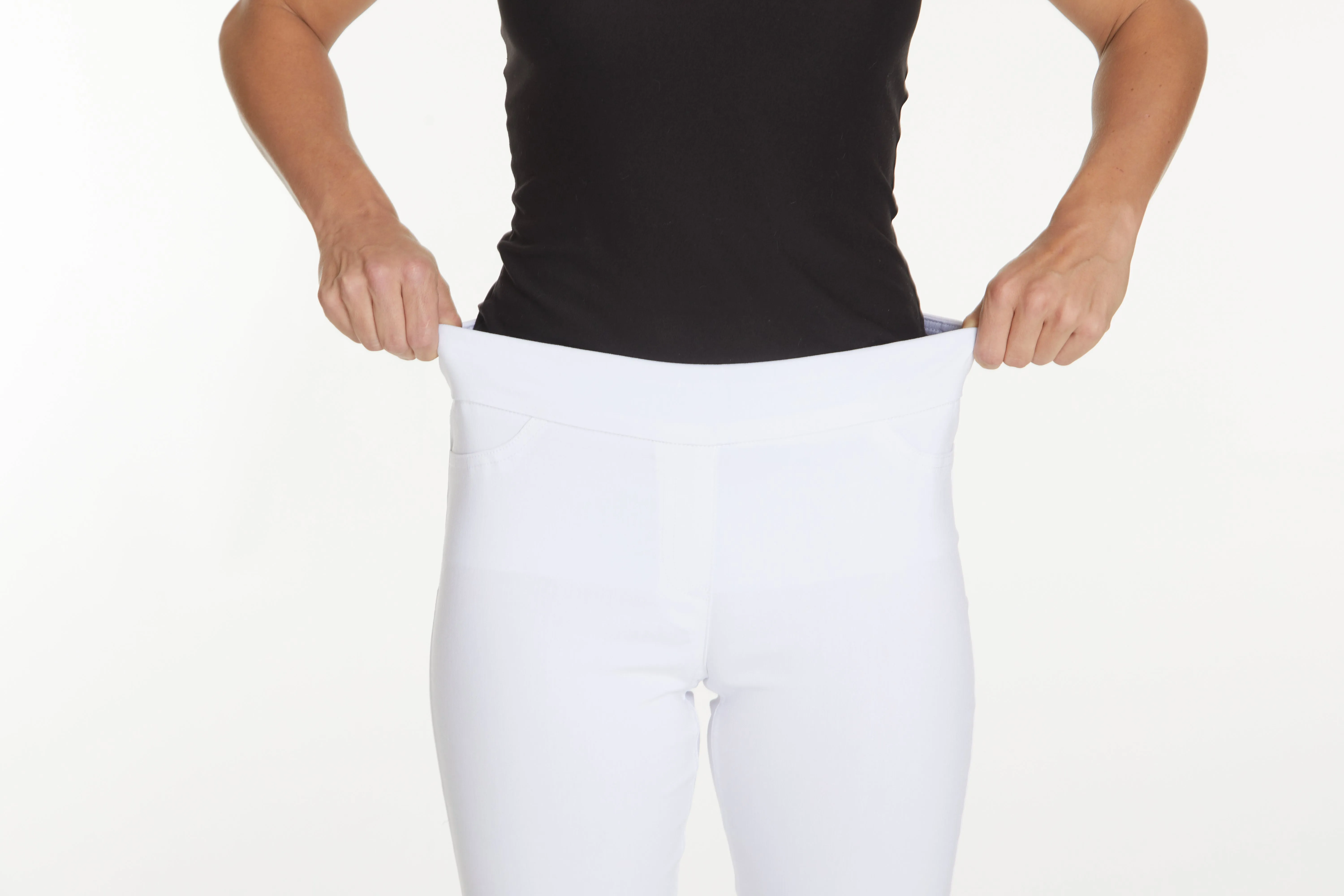 PULL ON NARROW LEG PANT - White