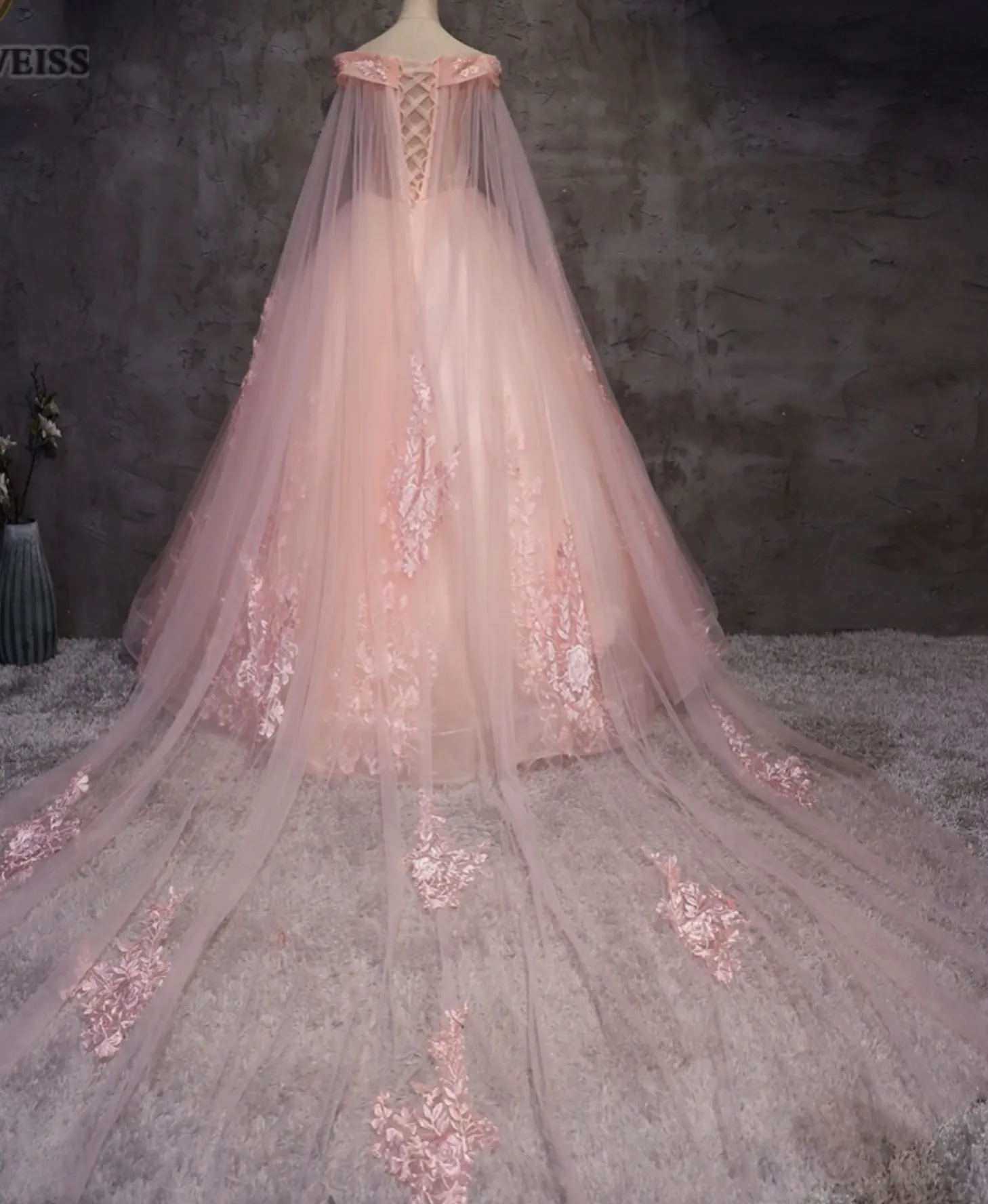 Quinceanera Dress Appliques Beading Floor-Length Pink Tulle Formal Dress