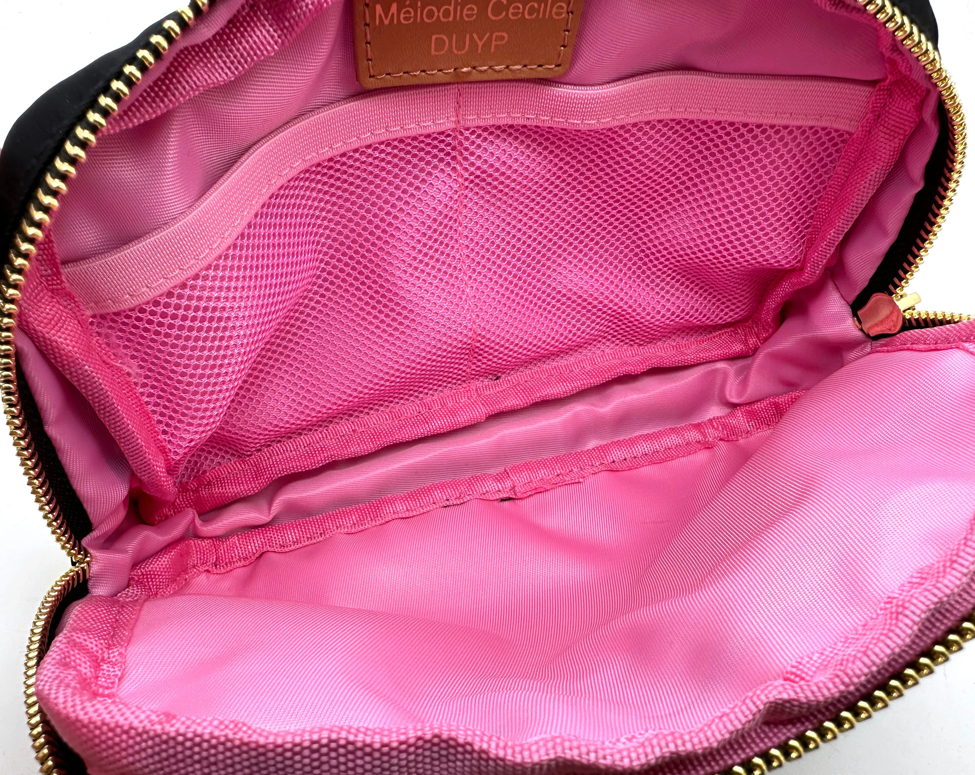 "On the Move" bag - Premium Nylon Fanny Pack - Black