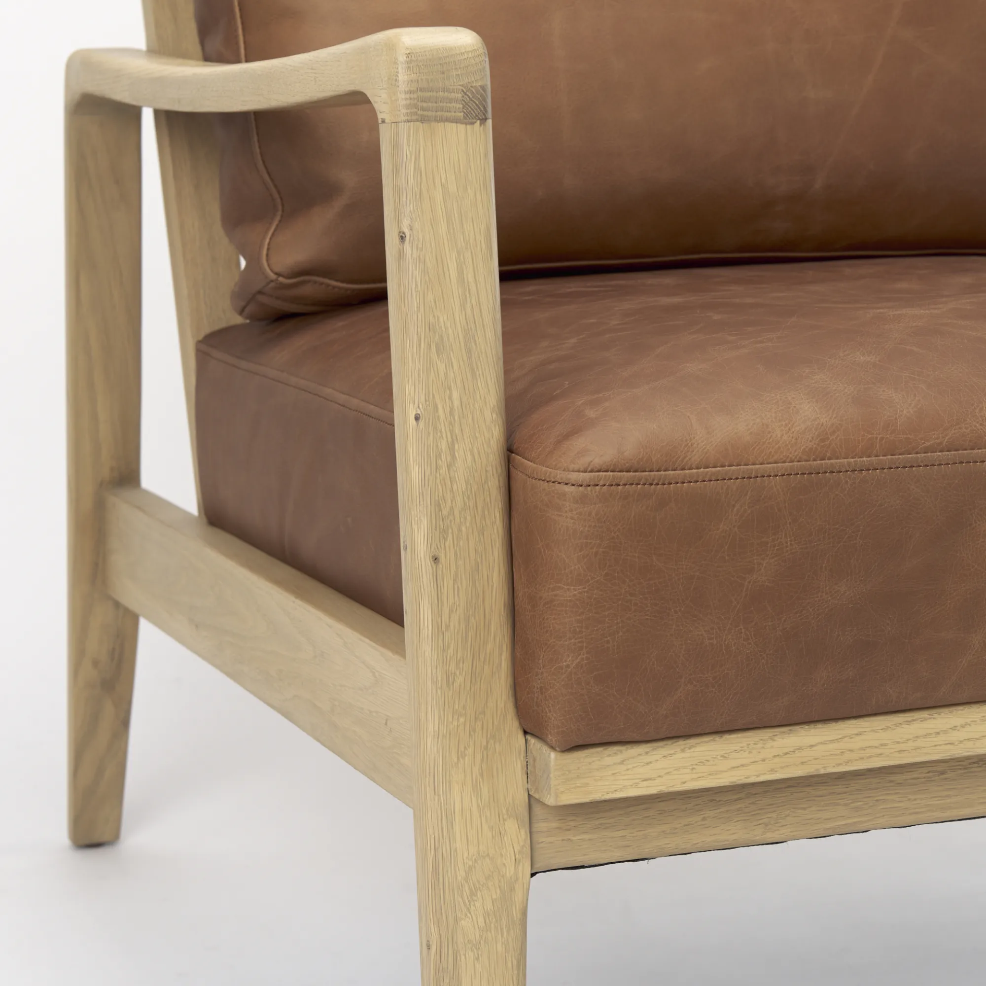Raeleigh Accent Chair